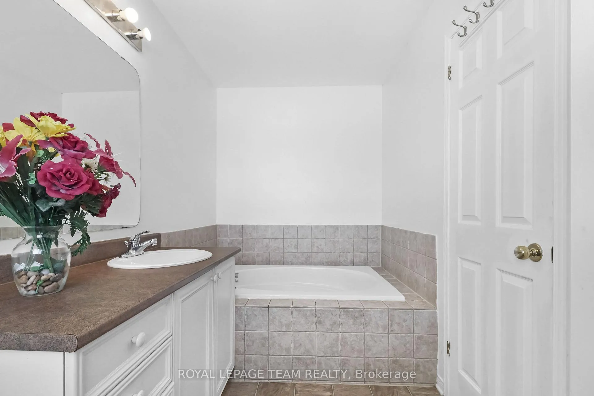 Photo 27 of 2362 Bois Vert Place, Ottawa, Avalon East — HOMEH