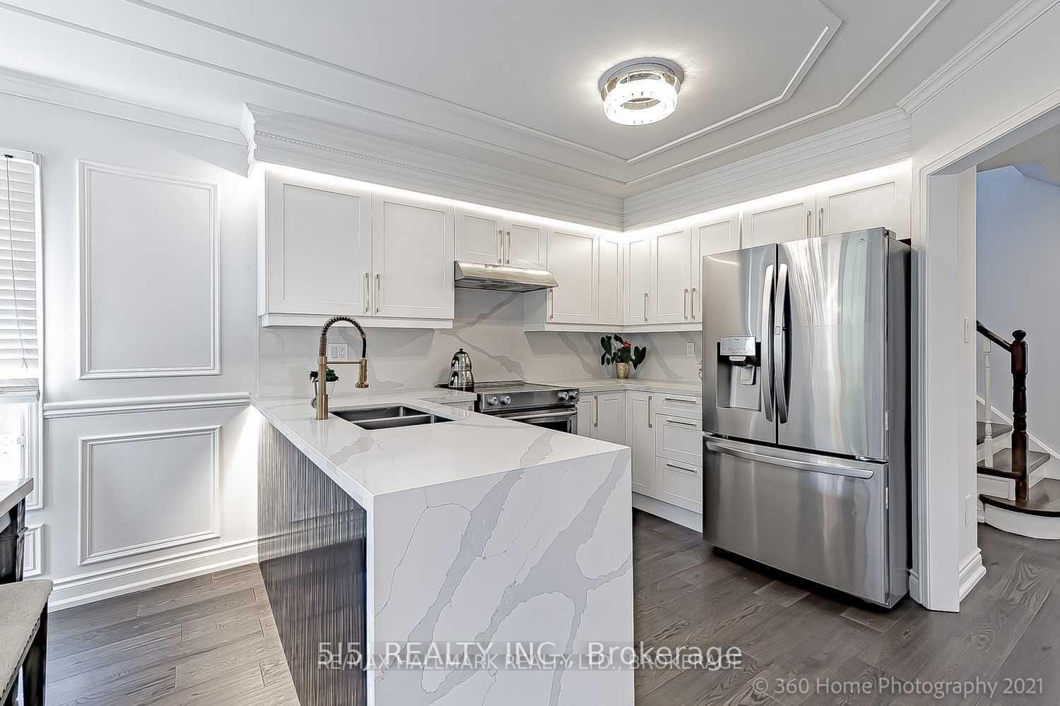 Photo 3 of 74 Covent Crescent, Aurora, Aurora Highlands — HOMEH