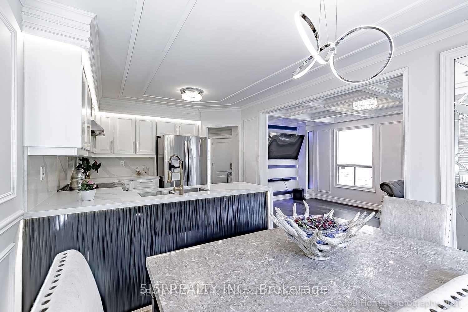 Photo 5 of 74 Covent Crescent, Aurora, Aurora Highlands — HOMEH