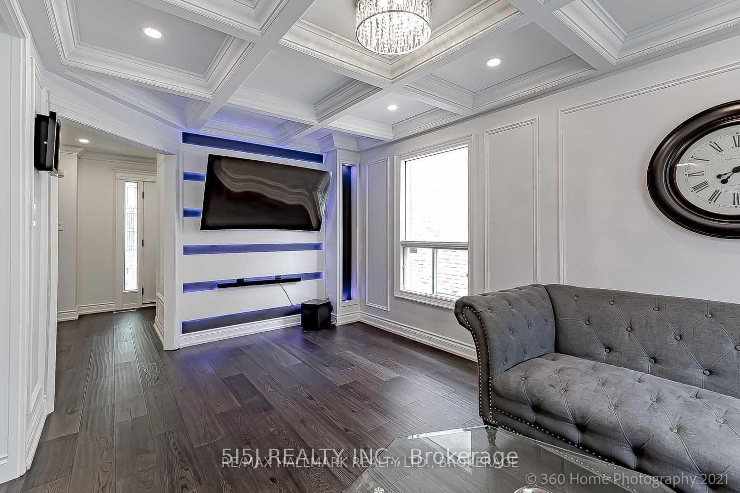 Photo 6 of 74 Covent Crescent, Aurora, Aurora Highlands — HOMEH