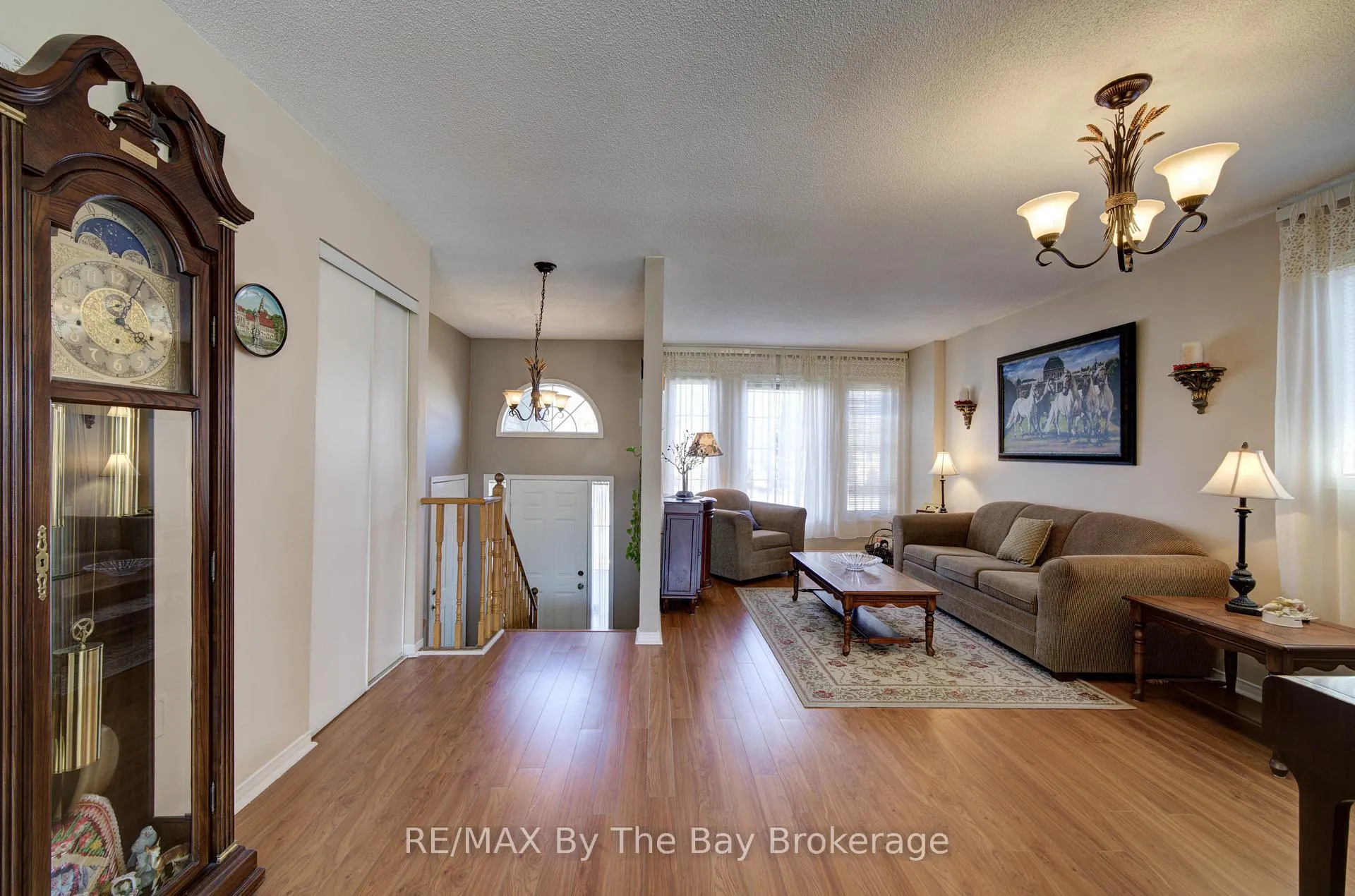 Photo 18 of 16 Glen Eton Road, Wasaga Beach — HOMEH