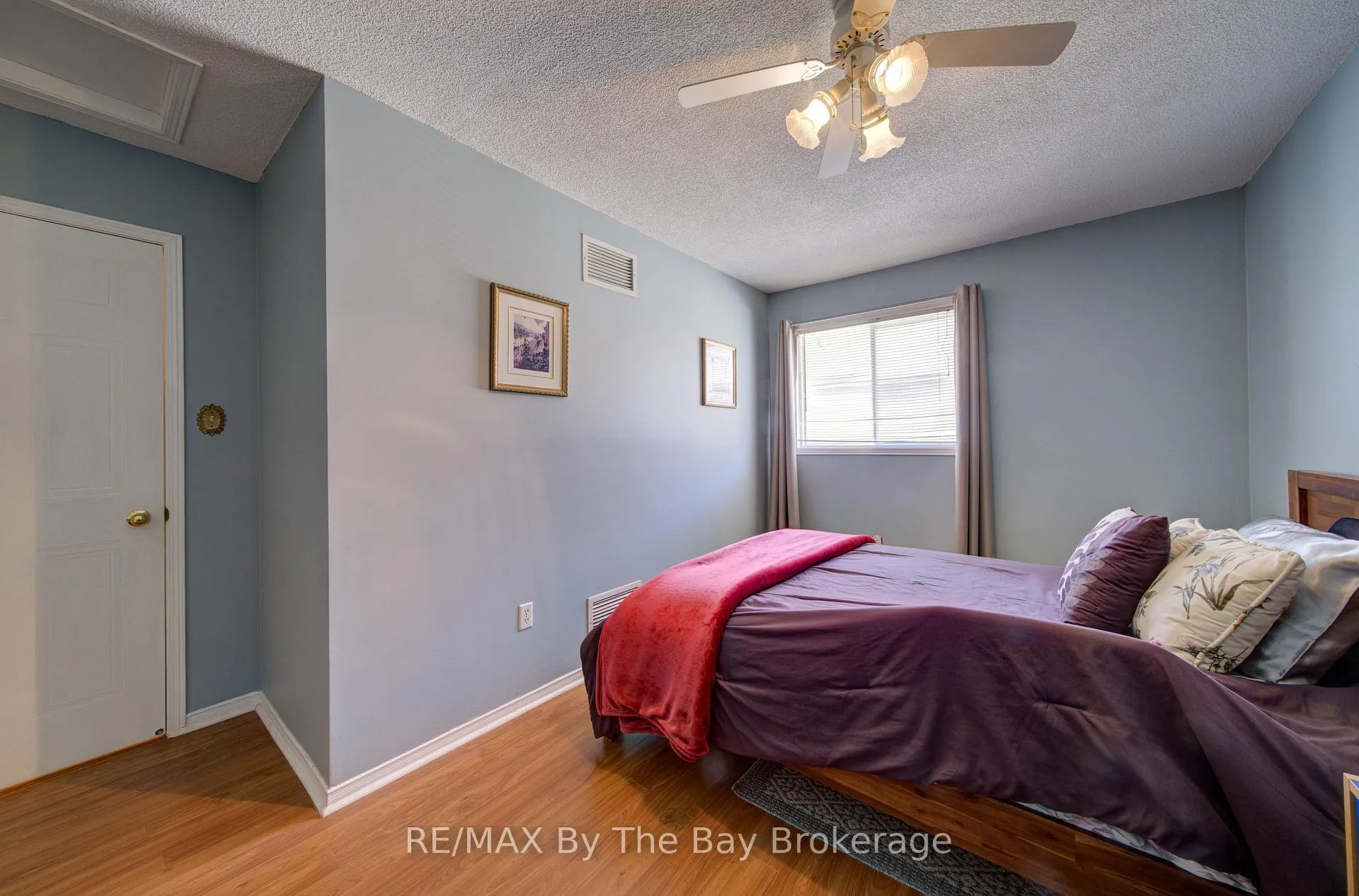 Photo 20 of 16 Glen Eton Road, Wasaga Beach — HOMEH