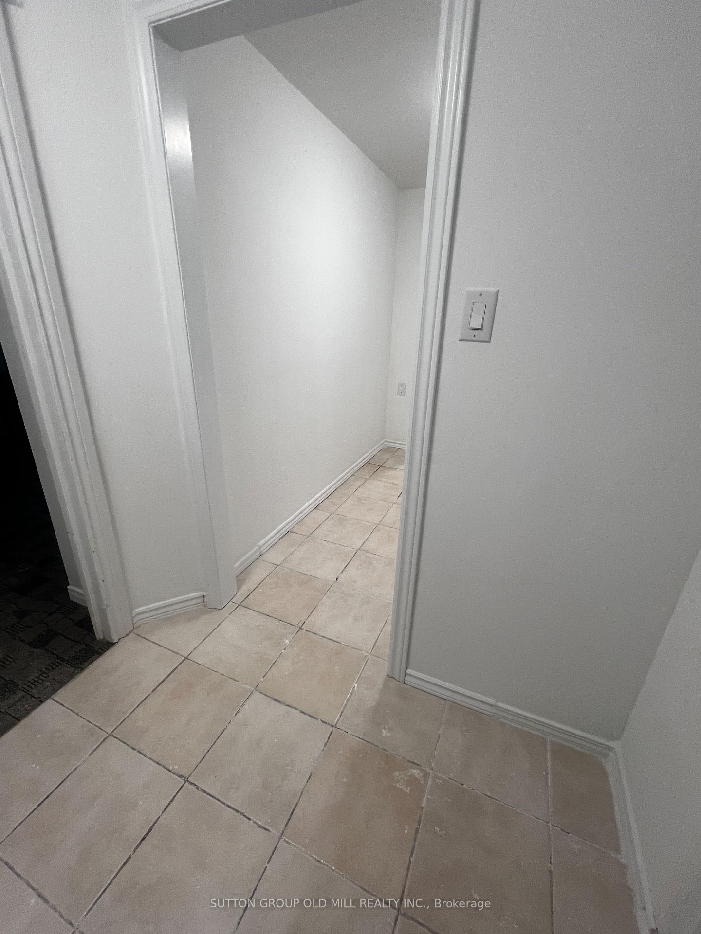 Photo 5 of Unit BSMT-R2, 45 Dominy Drive, Ajax, Central — HOMEH