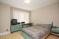 Photo 7 of 29 Galleria Parkway, Markham, Commerce Valley — HOMEH