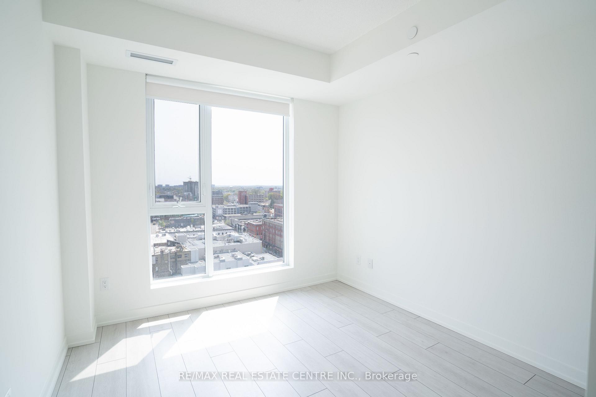 Photo 7 of Unit 1304, 55 Duke Street W, Kitchener — HOMEH