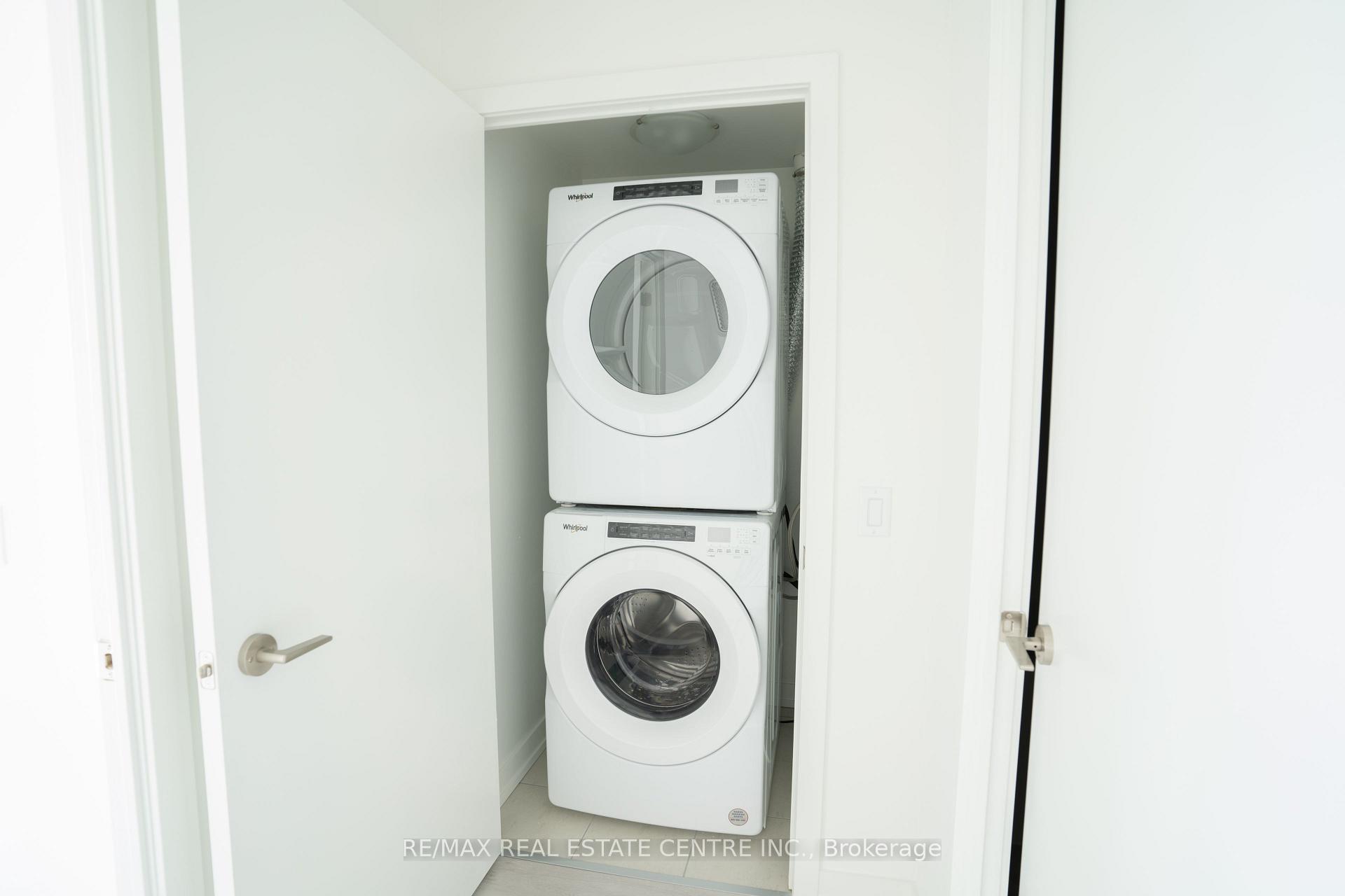 Photo 8 of Unit 1304, 55 Duke Street W, Kitchener — HOMEH