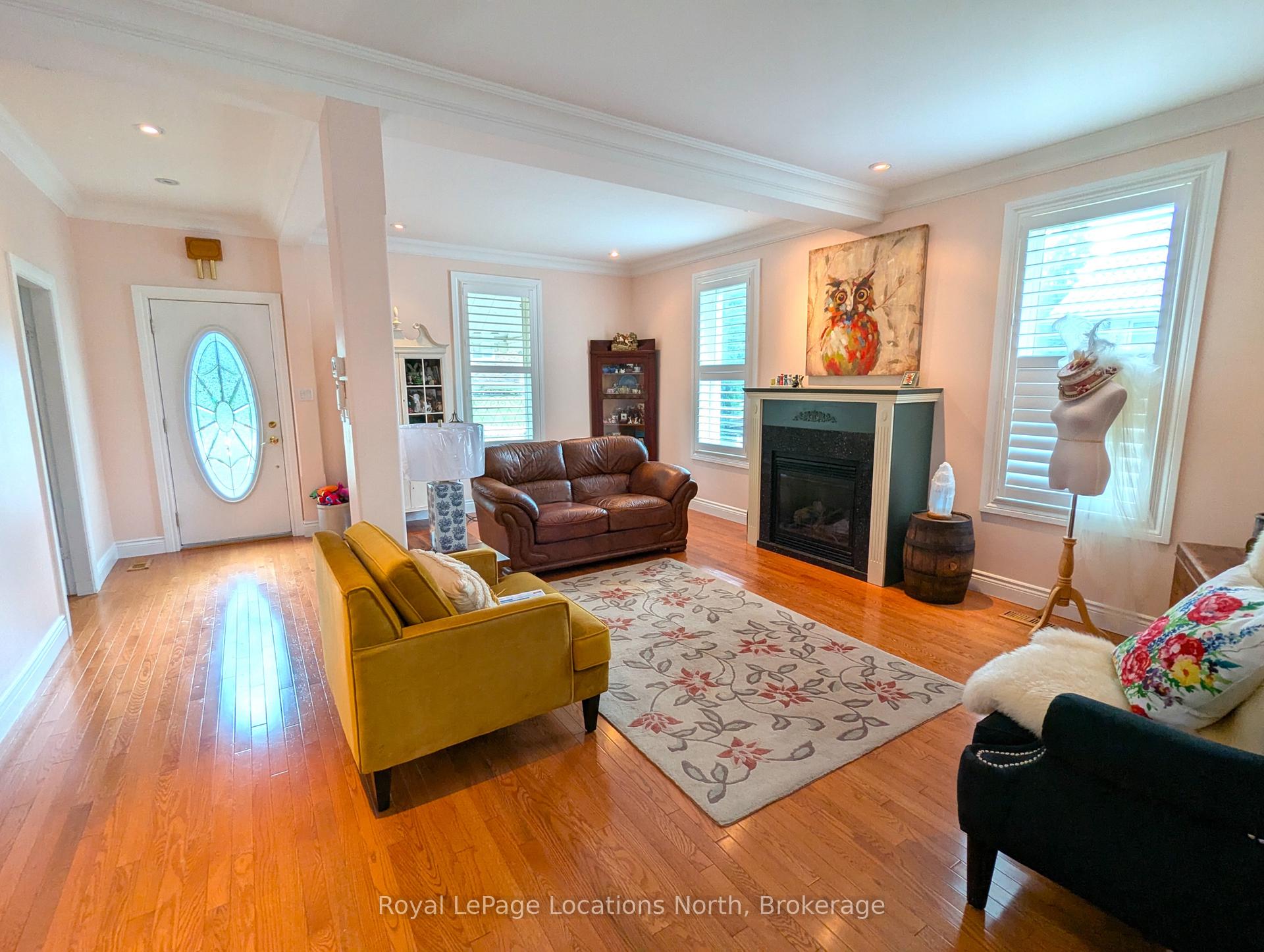 Photo 1 of 16 Alfred Street E, Blue Mountains — HOMEH