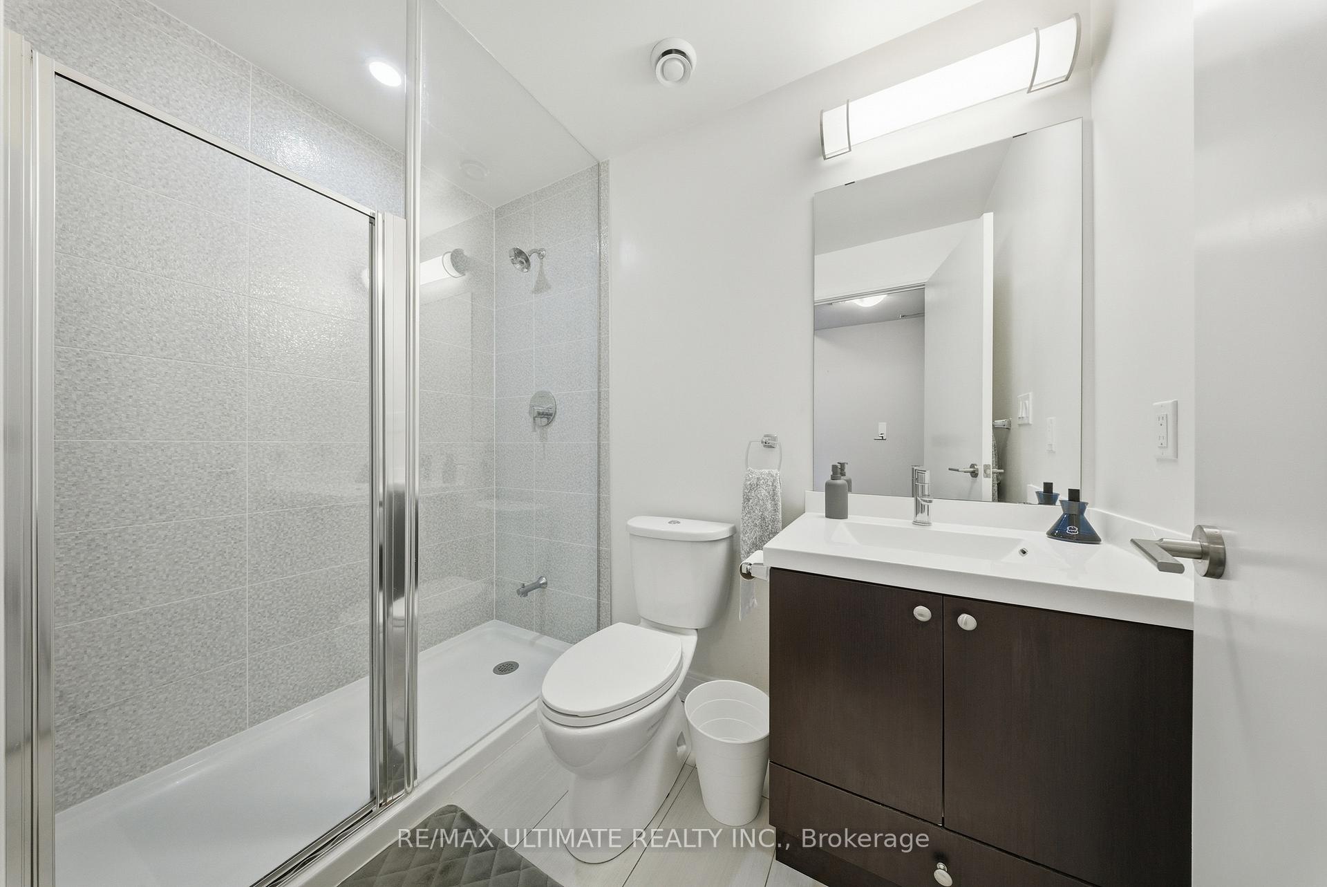 Photo 9 of Unit 627, 540 Bur Oak Avenue, Markham, Berczy — HOMEH