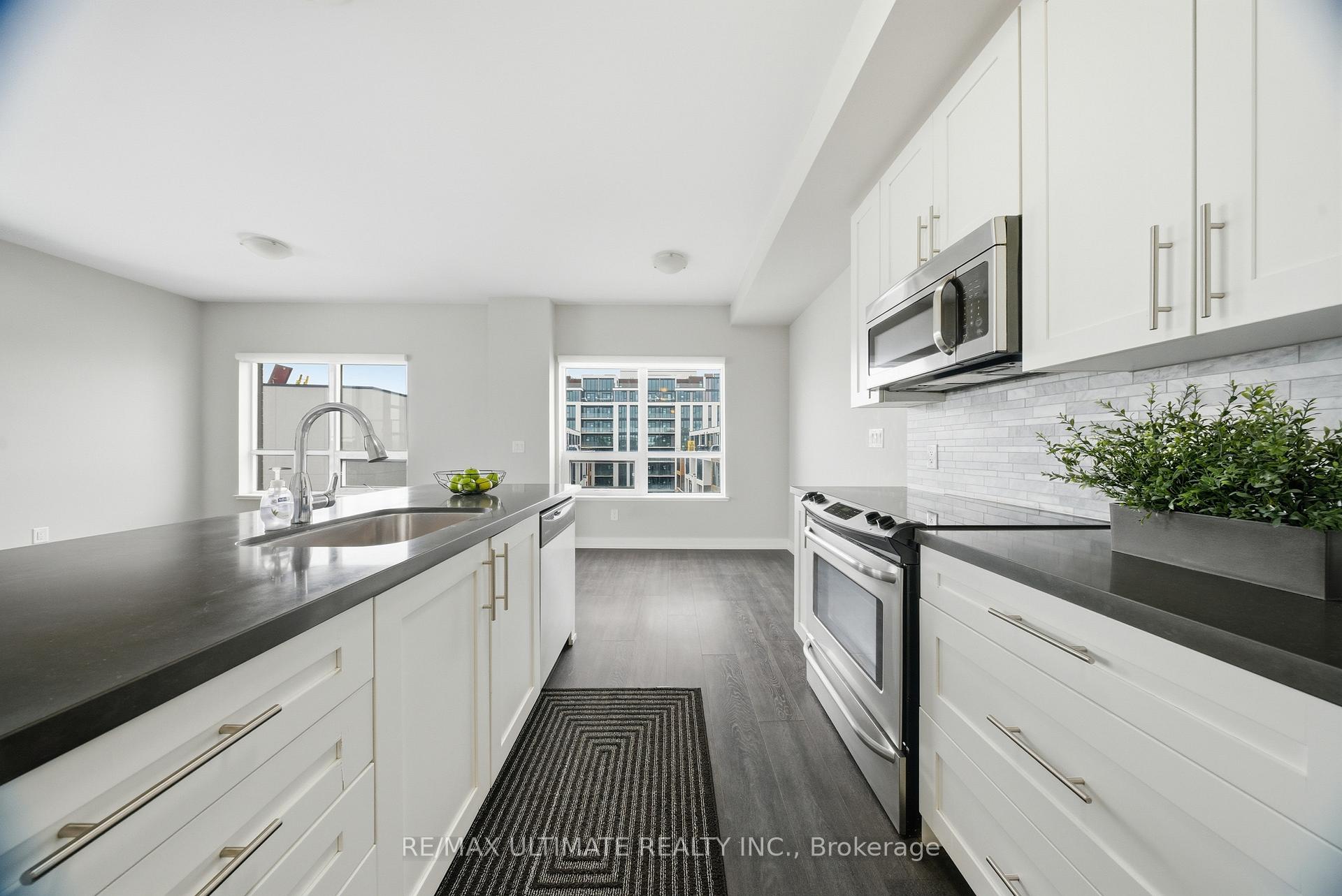 Photo 15 of Unit 627, 540 Bur Oak Avenue, Markham, Berczy — HOMEH