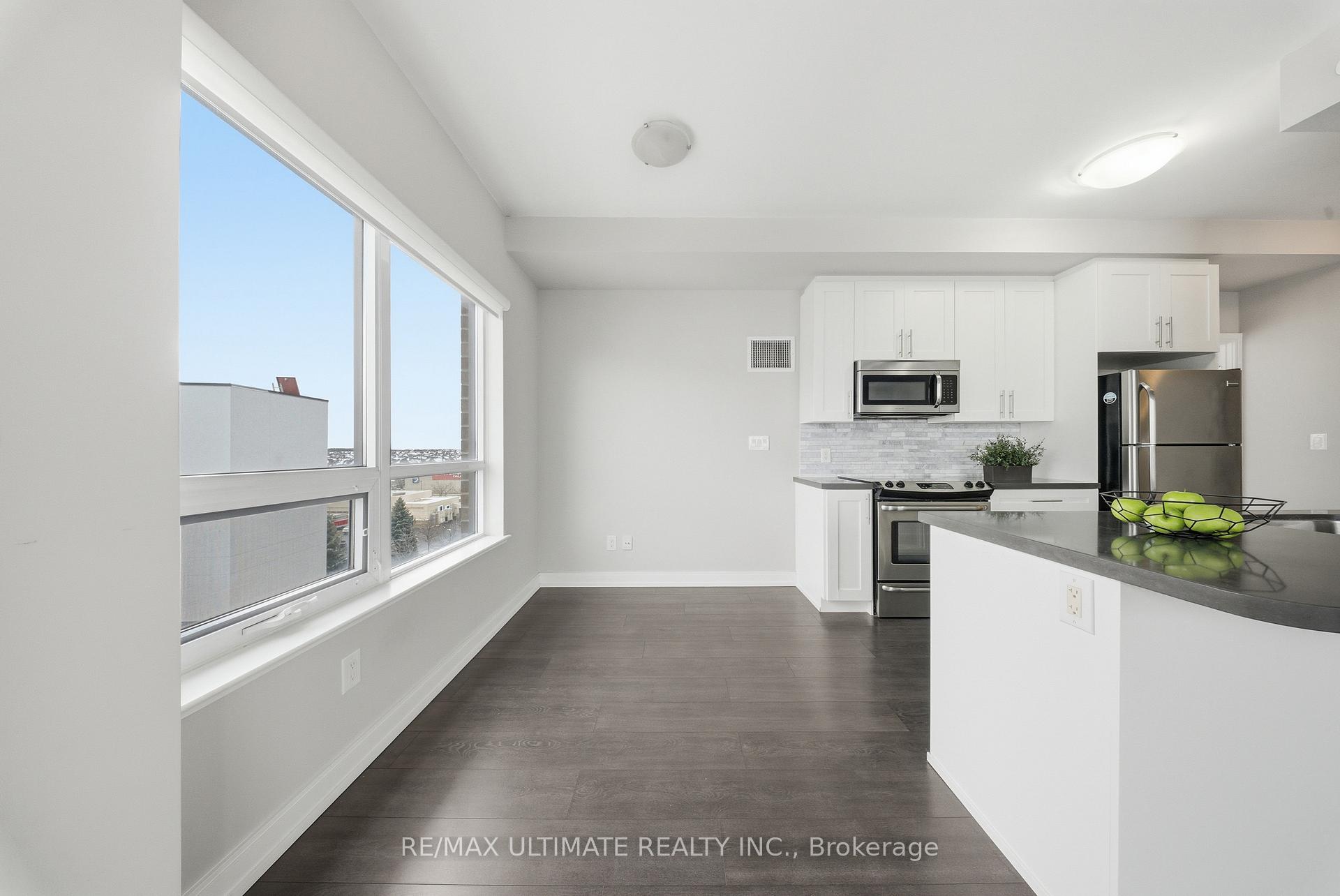 Photo 16 of Unit 627, 540 Bur Oak Avenue, Markham, Berczy — HOMEH