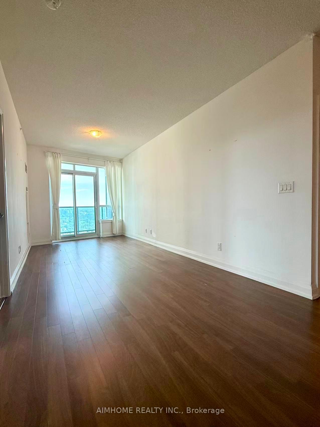 Photo 5 of Unit 1707, 7171 Yonge Street, Markham, Thornhill — HOMEH