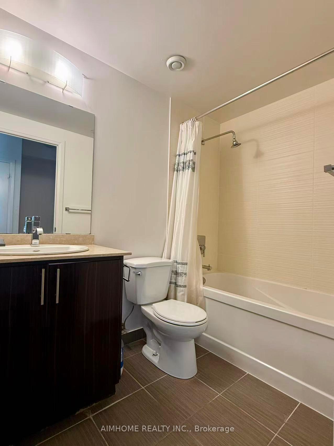Photo 14 of Unit 1707, 7171 Yonge Street, Markham, Thornhill — HOMEH