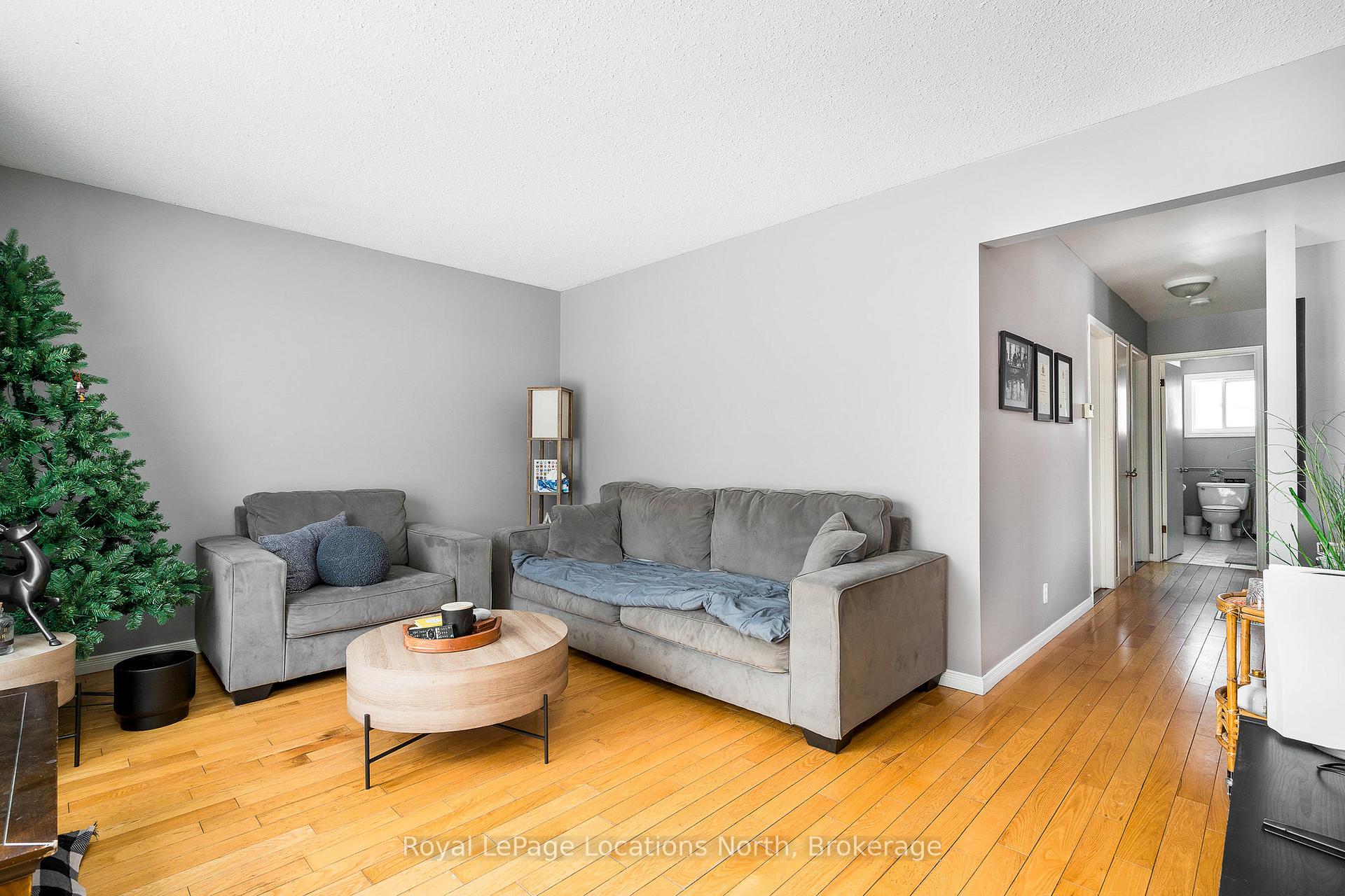 Photo 7 of 38 Sproule Avenue, Collingwood — HOMEH