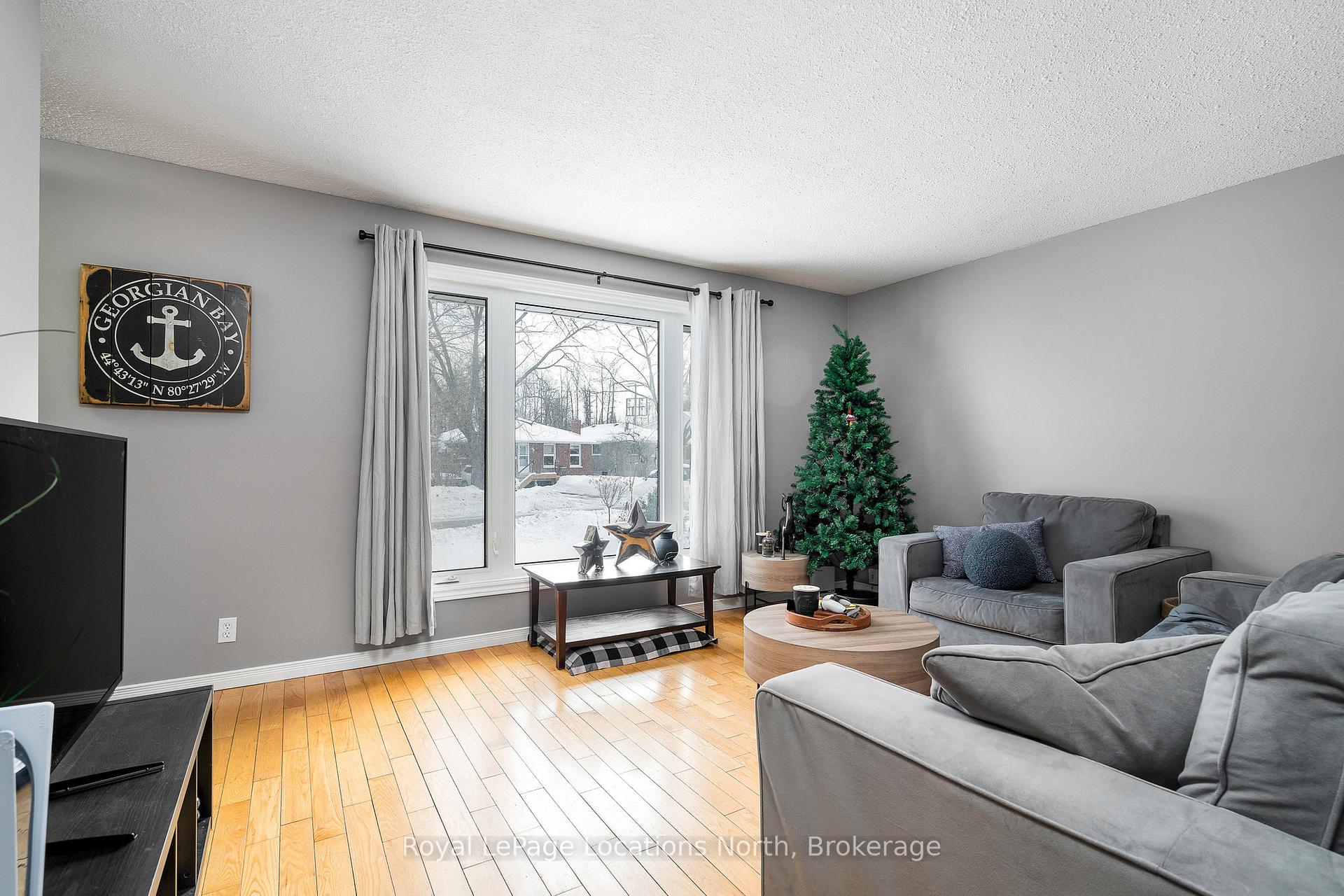 Photo 9 of 38 Sproule Avenue, Collingwood — HOMEH