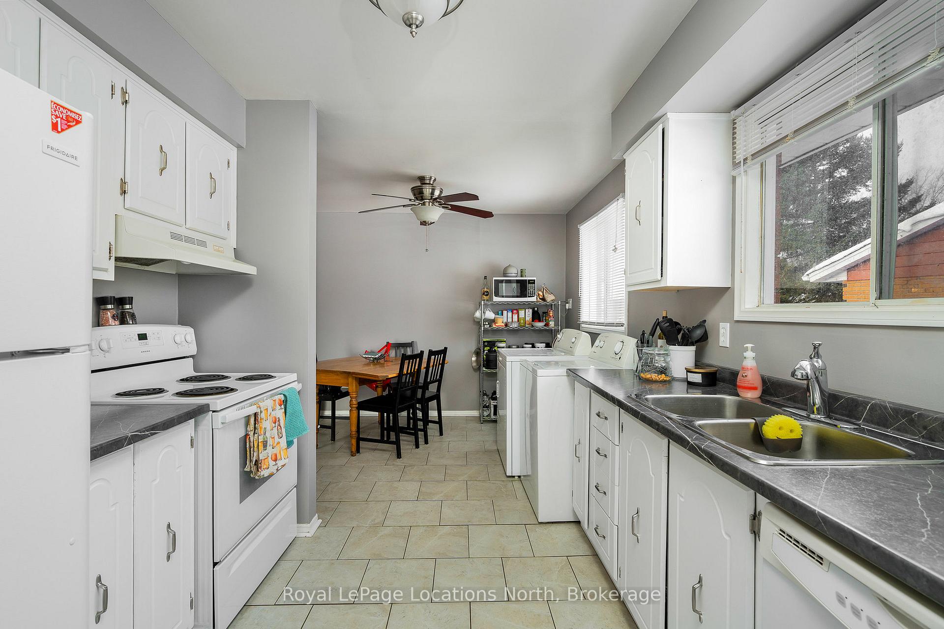 Photo 13 of 38 Sproule Avenue, Collingwood — HOMEH
