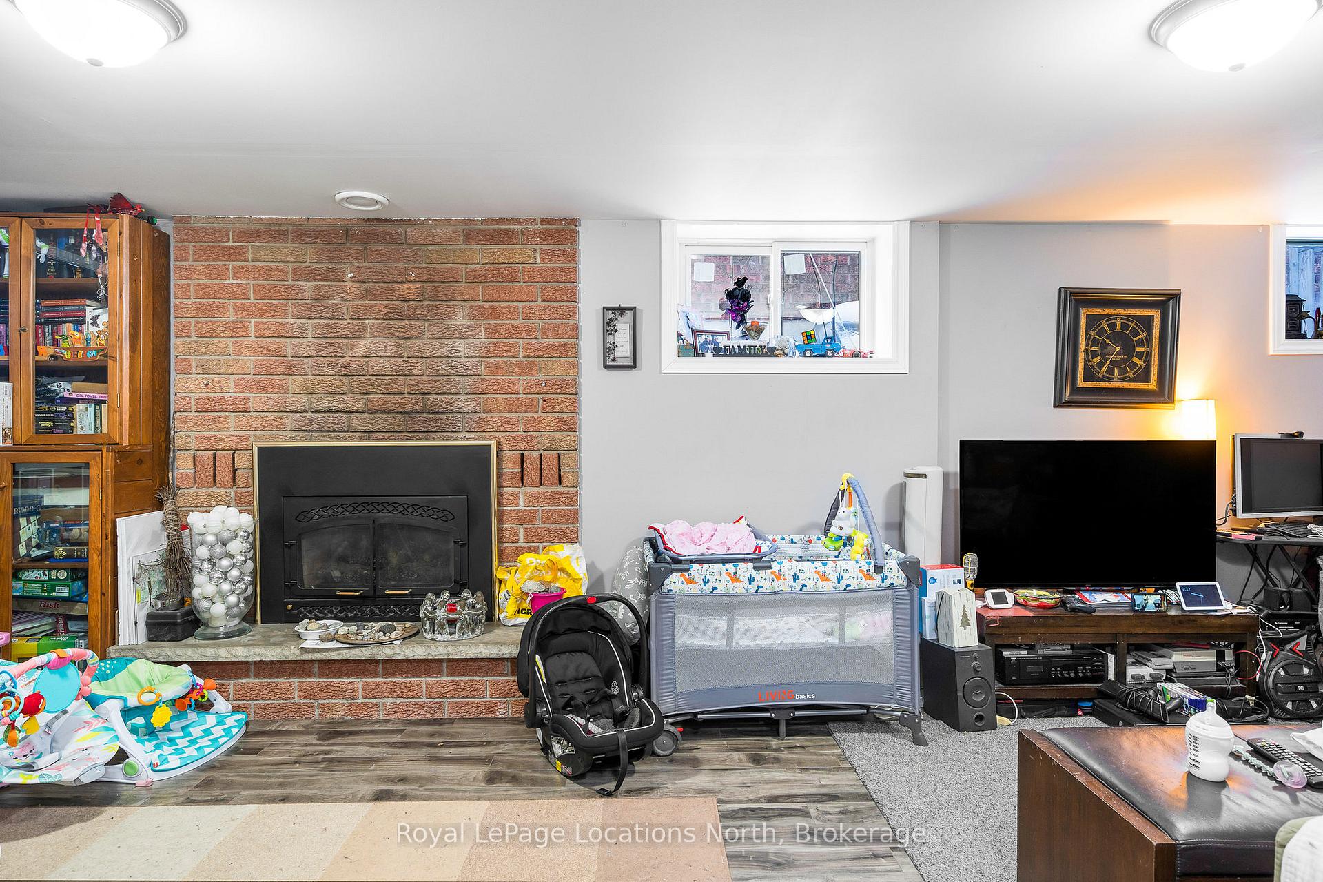 Photo 27 of 38 Sproule Avenue, Collingwood — HOMEH