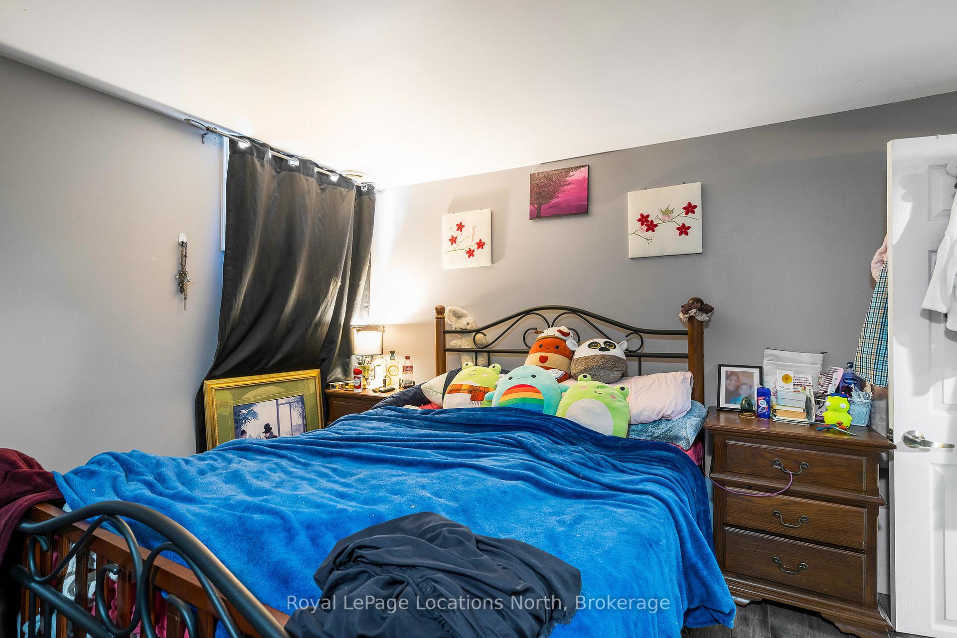Photo 32 of 38 Sproule Avenue, Collingwood — HOMEH