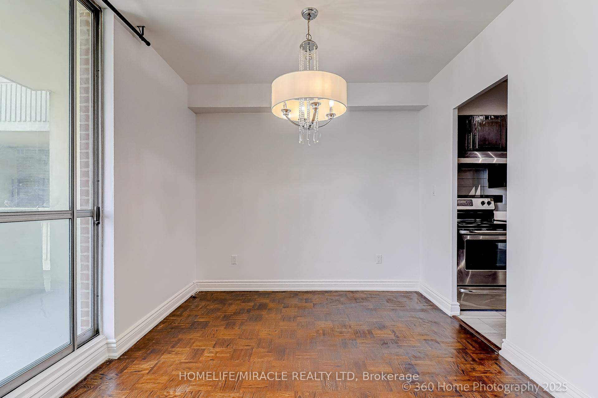 Photo 5 of Unit 1819, 5 Massey Square, Toronto, Crescent Town — HOMEH