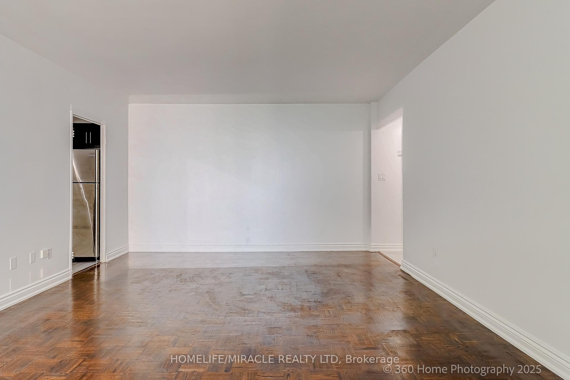 Photo 6 of Unit 1819, 5 Massey Square, Toronto, Crescent Town — HOMEH