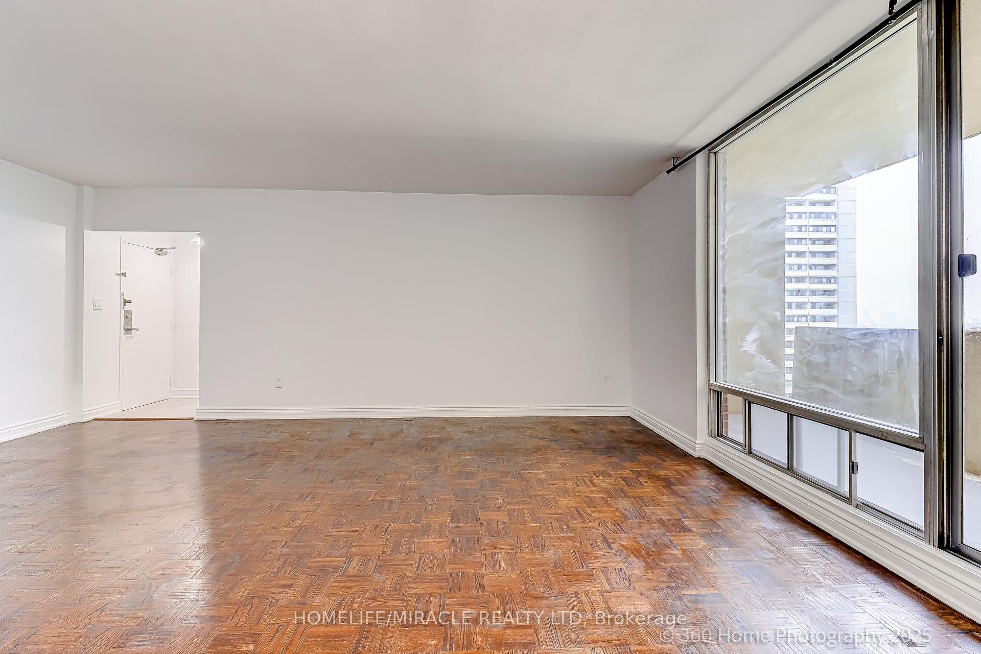 Photo 11 of Unit 1819, 5 Massey Square, Toronto, Crescent Town — HOMEH