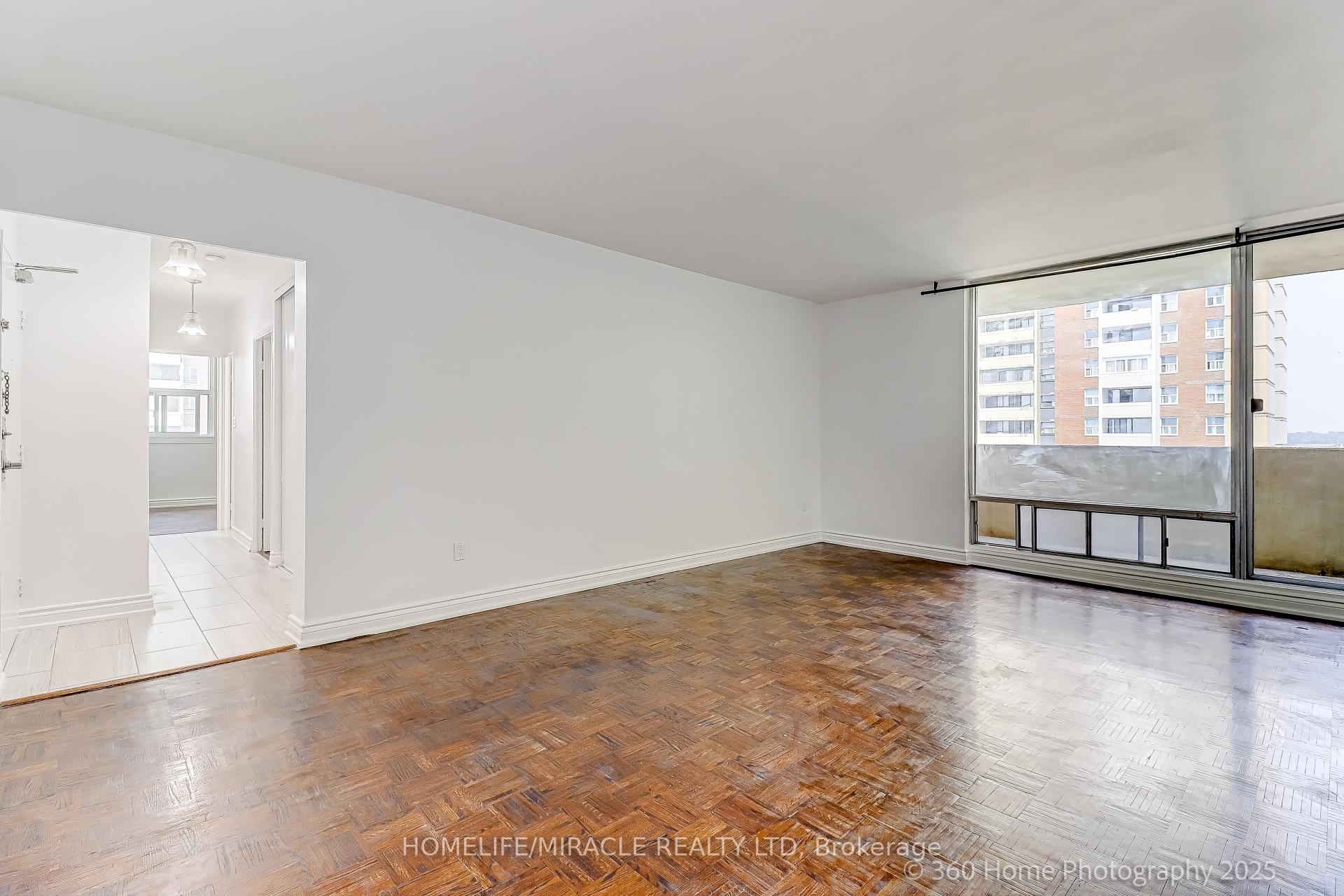 Photo 13 of Unit 1819, 5 Massey Square, Toronto, Crescent Town — HOMEH