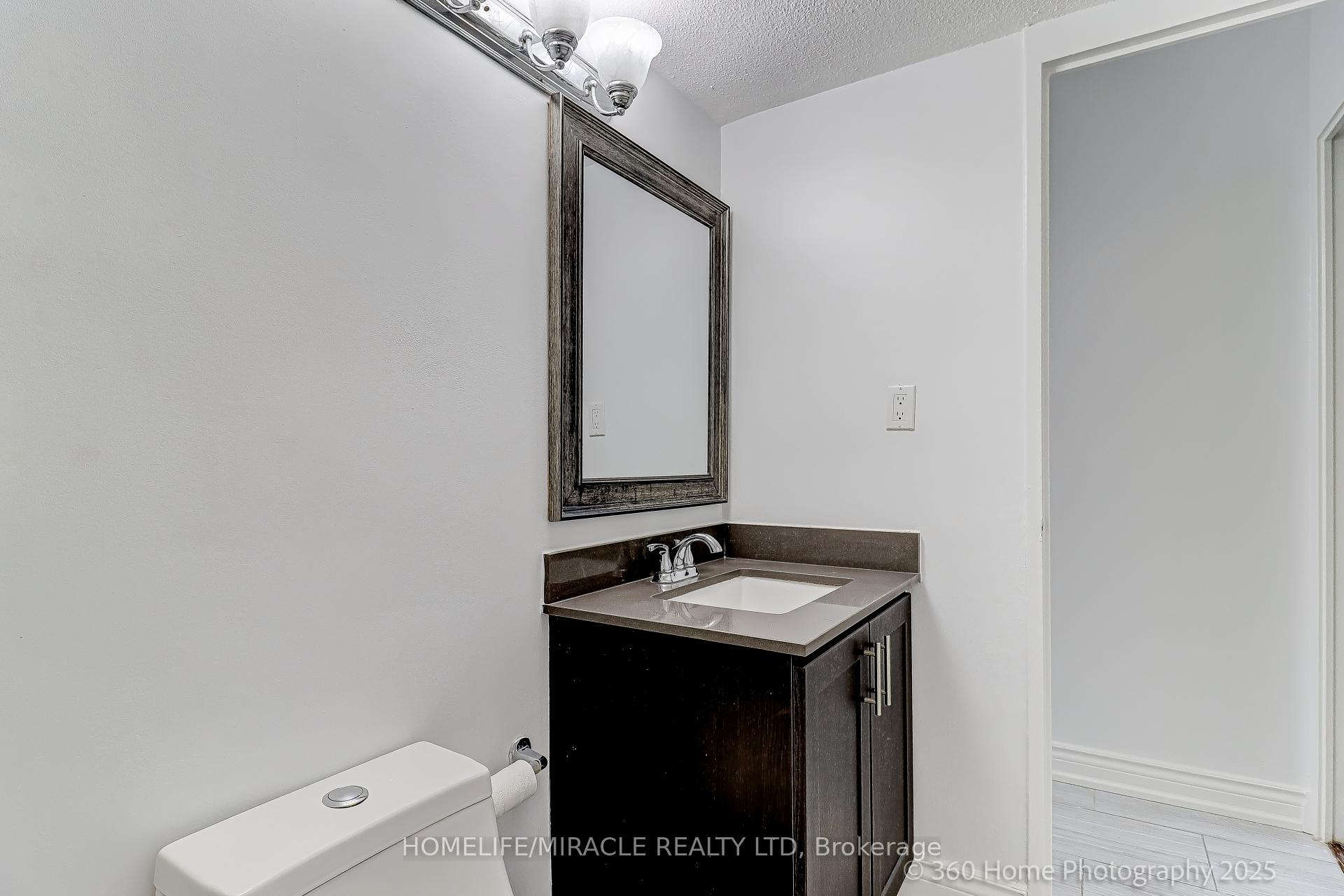 Photo 18 of Unit 1819, 5 Massey Square, Toronto, Crescent Town — HOMEH