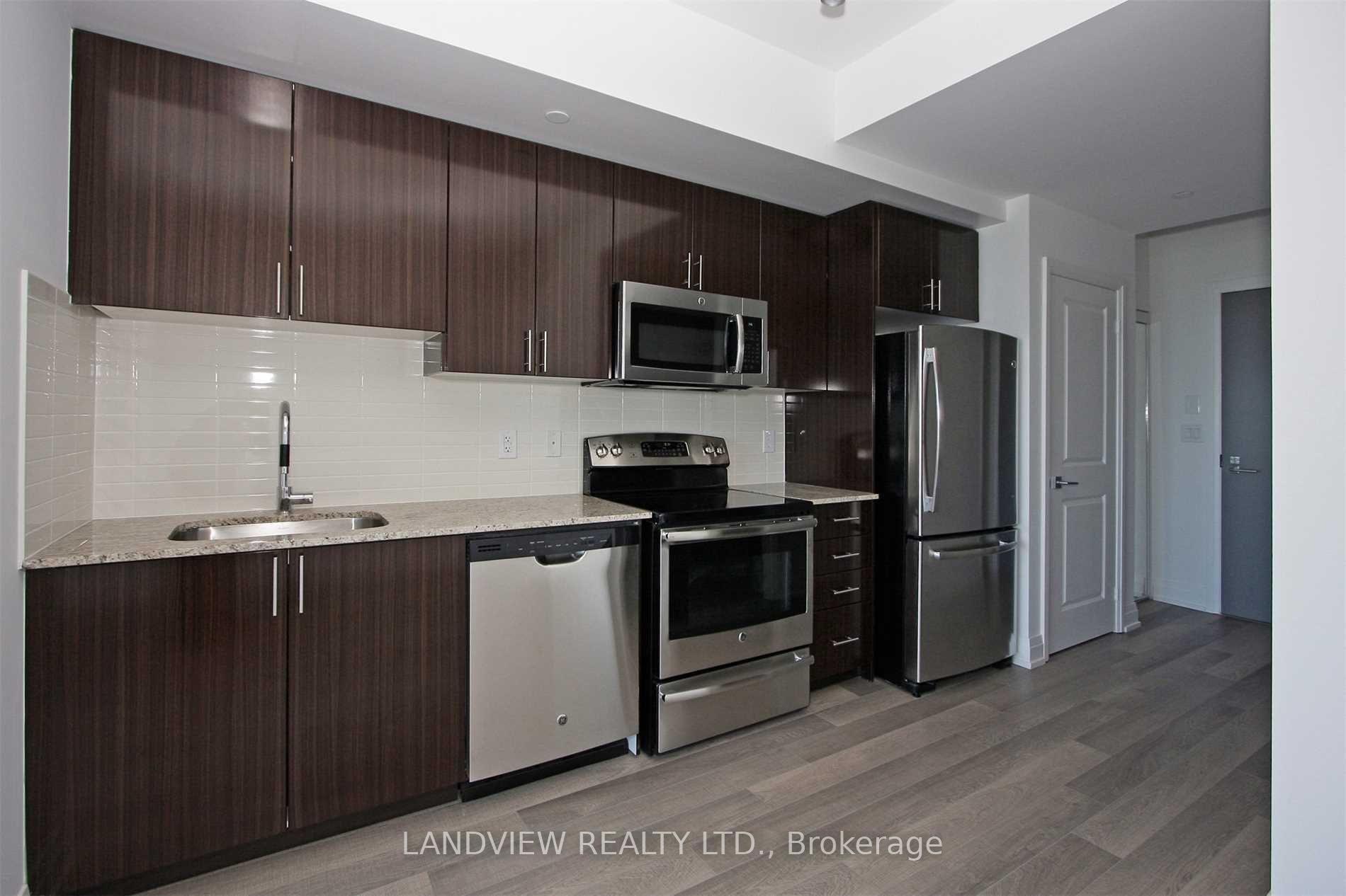 Photo 5 of Unit PH305, 7165 Yonge Street, Markham, Grandview — HOMEH