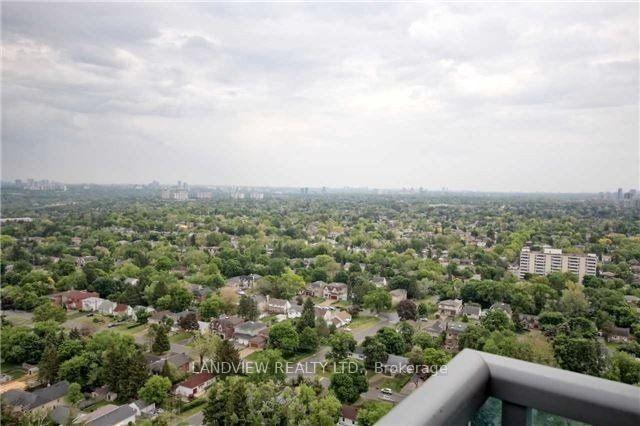 Photo 10 of Unit PH305, 7165 Yonge Street, Markham, Grandview — HOMEH