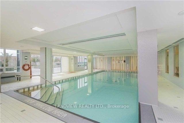 Photo 13 of Unit PH305, 7165 Yonge Street, Markham, Grandview — HOMEH