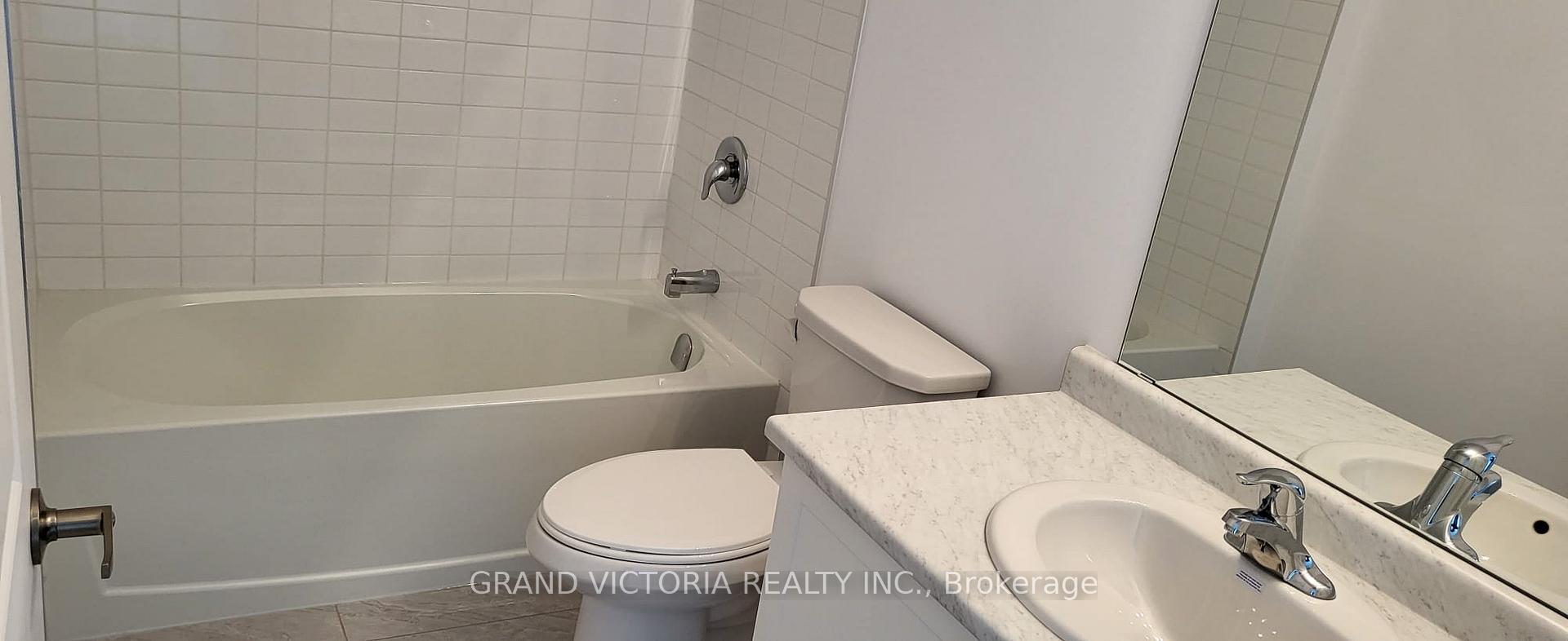 Photo 9 of Unit 424, 450 Dundas Street E, Hamilton, Waterdown — HOMEH