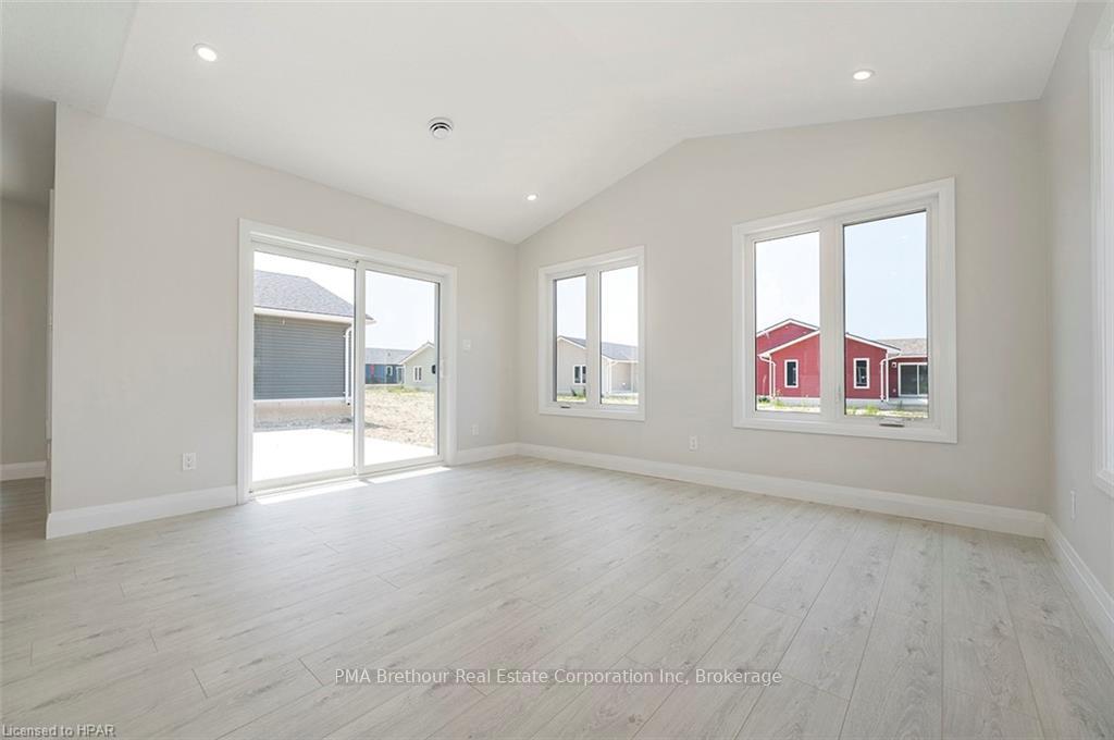 Photo 33 of 1 Lake Drive S, Cramahe, Colborne — HOMEH