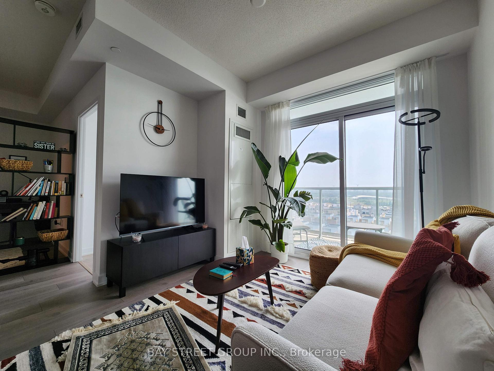 Photo 2 of Unit 906, 38 Honeycrisp Crescent, Vaughan, Vaughan Corporate Centre — HOMEH