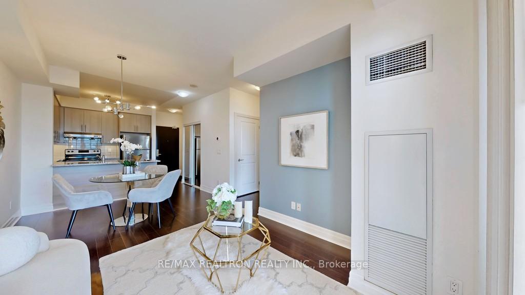 Photo 10 of Unit 417, 8110 Birchmount Road, Markham, Unionville — HOMEH