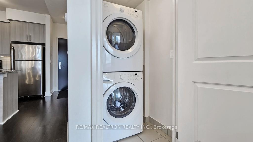 Photo 18 of Unit 417, 8110 Birchmount Road, Markham, Unionville — HOMEH