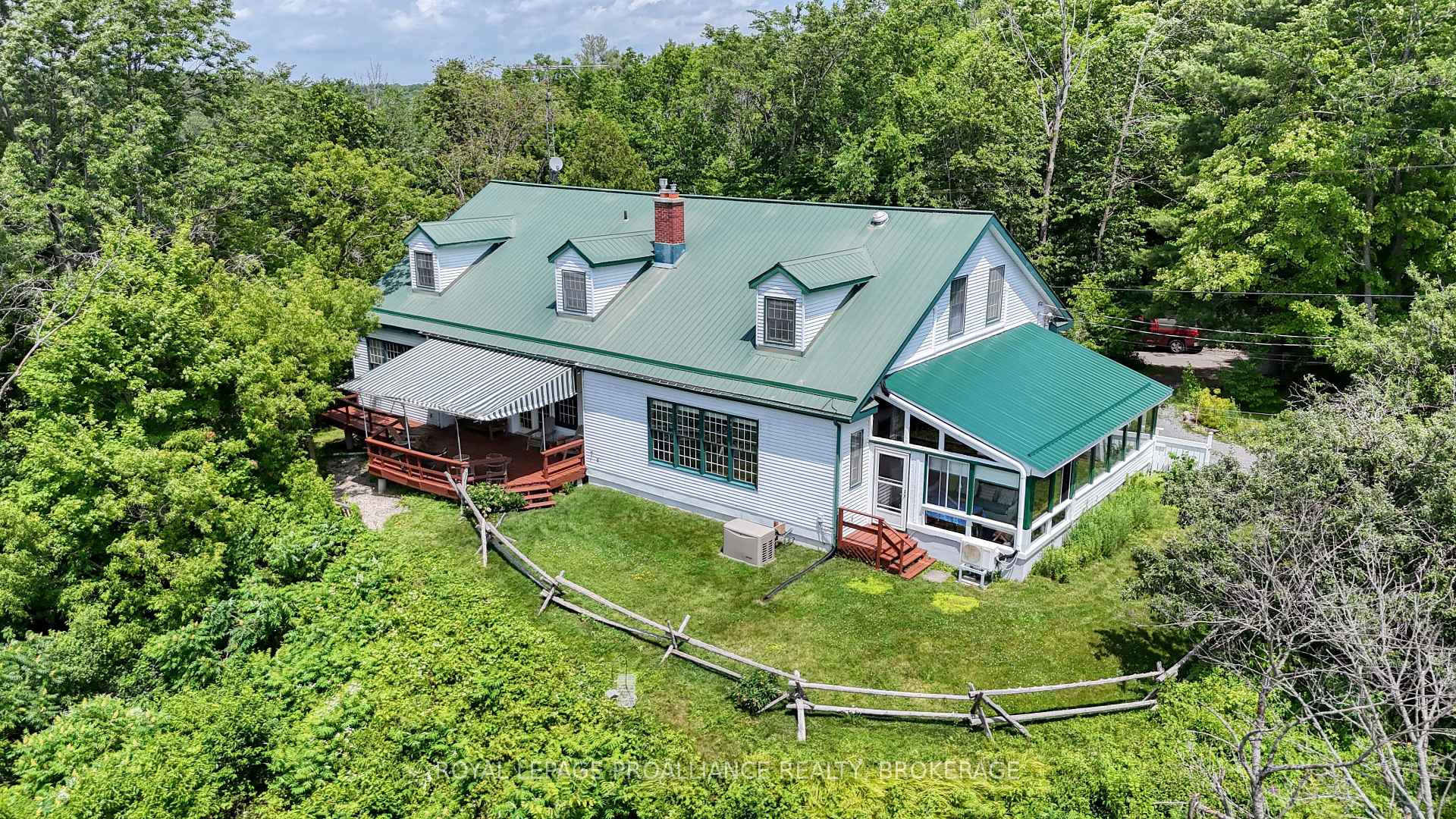 Photo 2 of 1597 Shales Road, Frontenac, Frontenac South — HOMEH