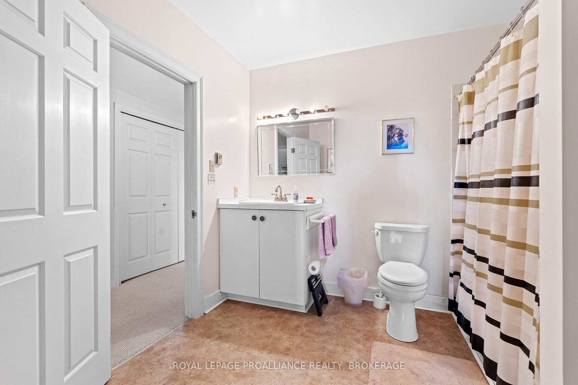 Photo 17 of 1597 Shales Road, Frontenac, Frontenac South — HOMEH