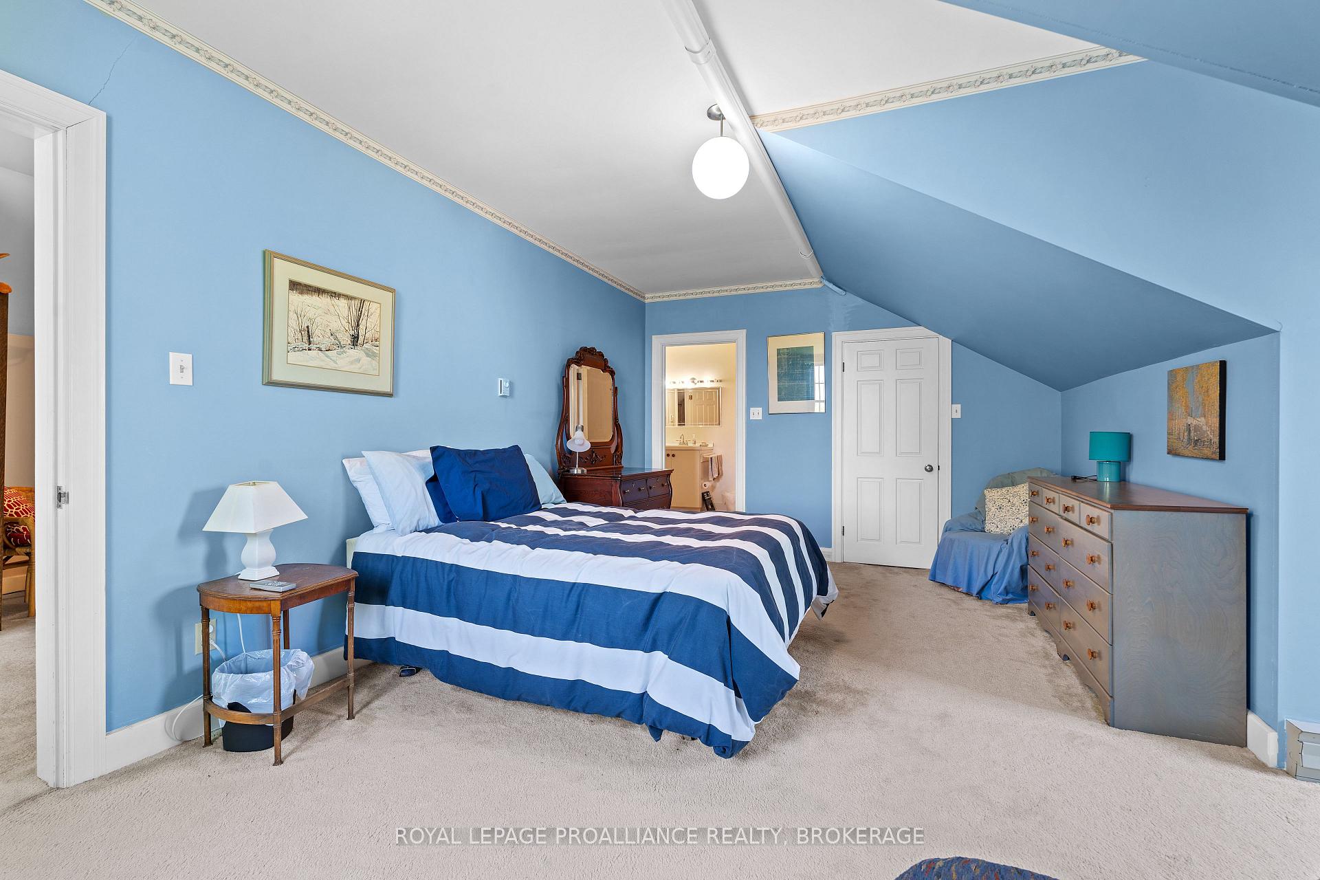 Photo 26 of 1597 Shales Road, Frontenac, Frontenac South — HOMEH