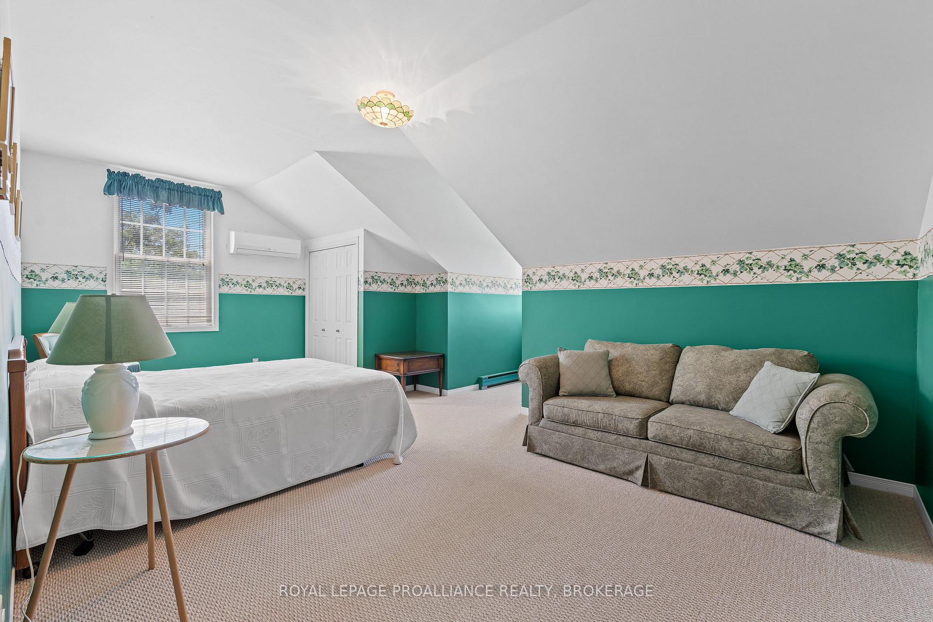 Photo 25 of 1597 Shales Road, Frontenac, Frontenac South — HOMEH
