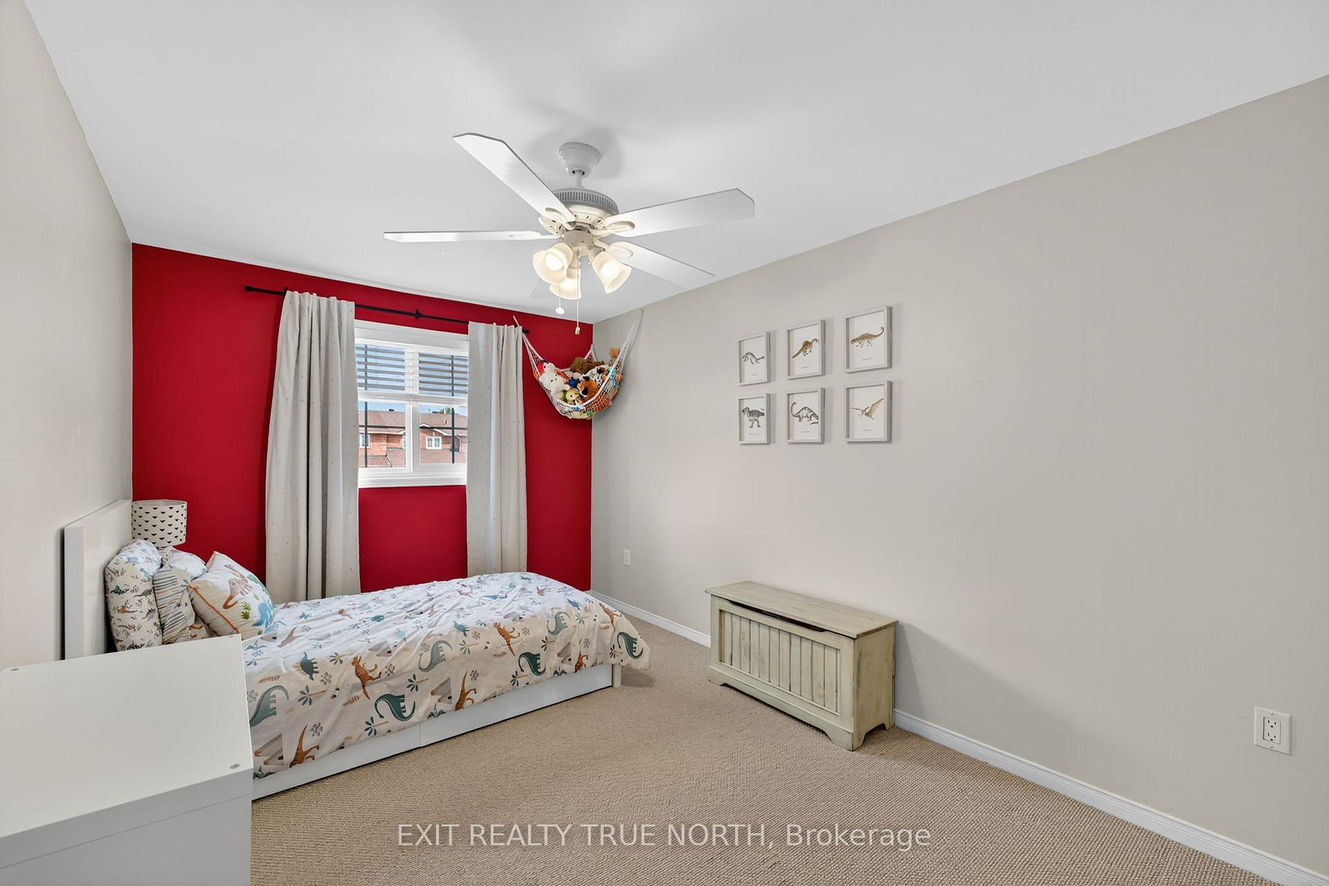 Photo 15 of 28 Lee Crescent, Barrie, Holly — HOMEH
