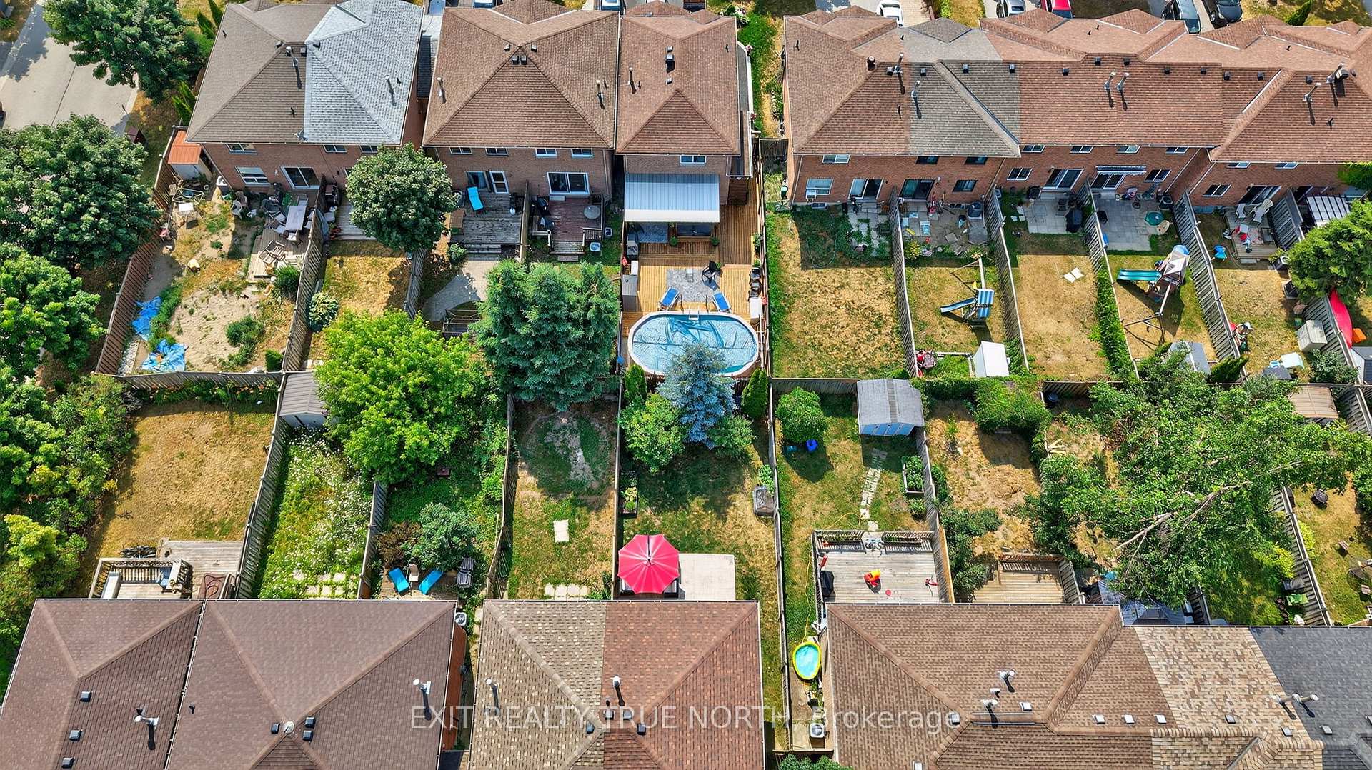 Photo 24 of 28 Lee Crescent, Barrie, Holly — HOMEH