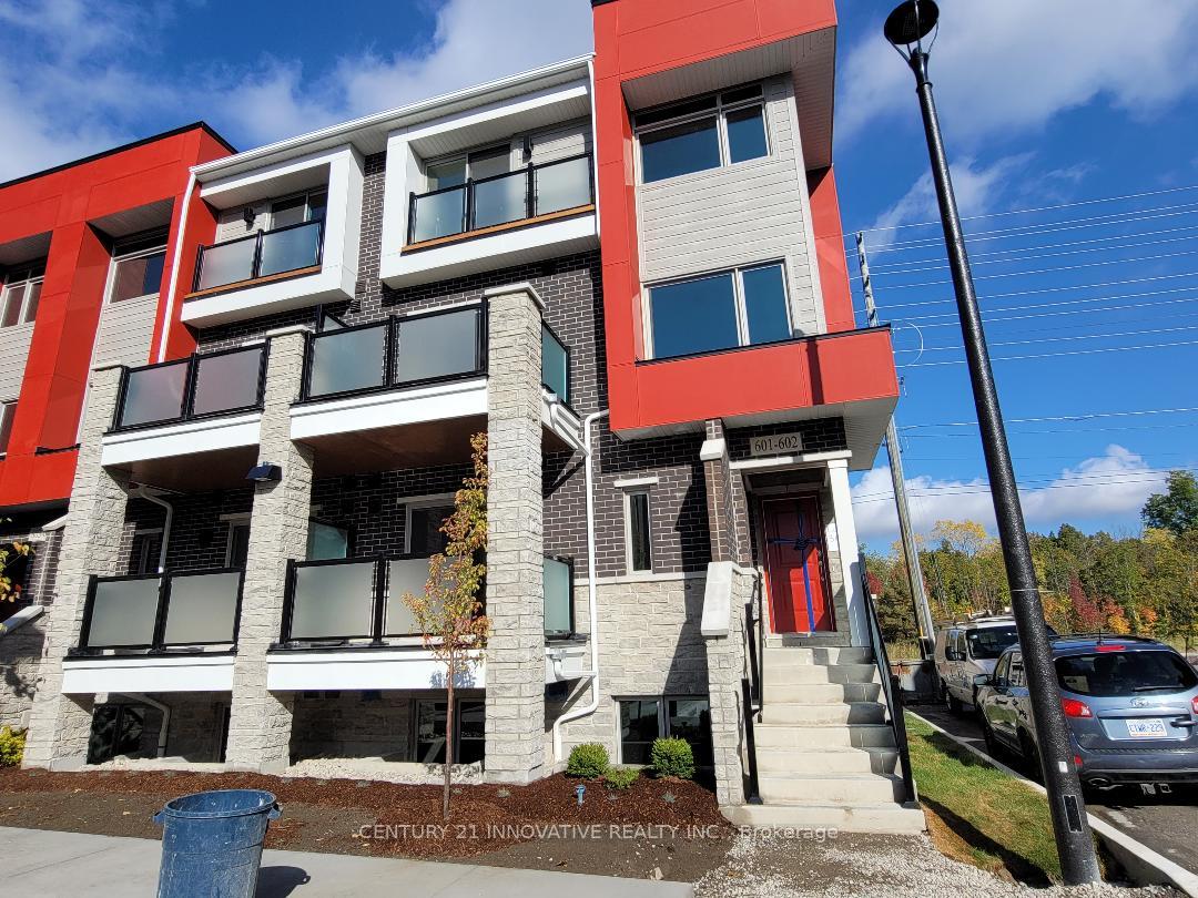 Photo 5 of Unit 602, 1034 Reflection Place, Pickering, Rural Pickering — HOMEH