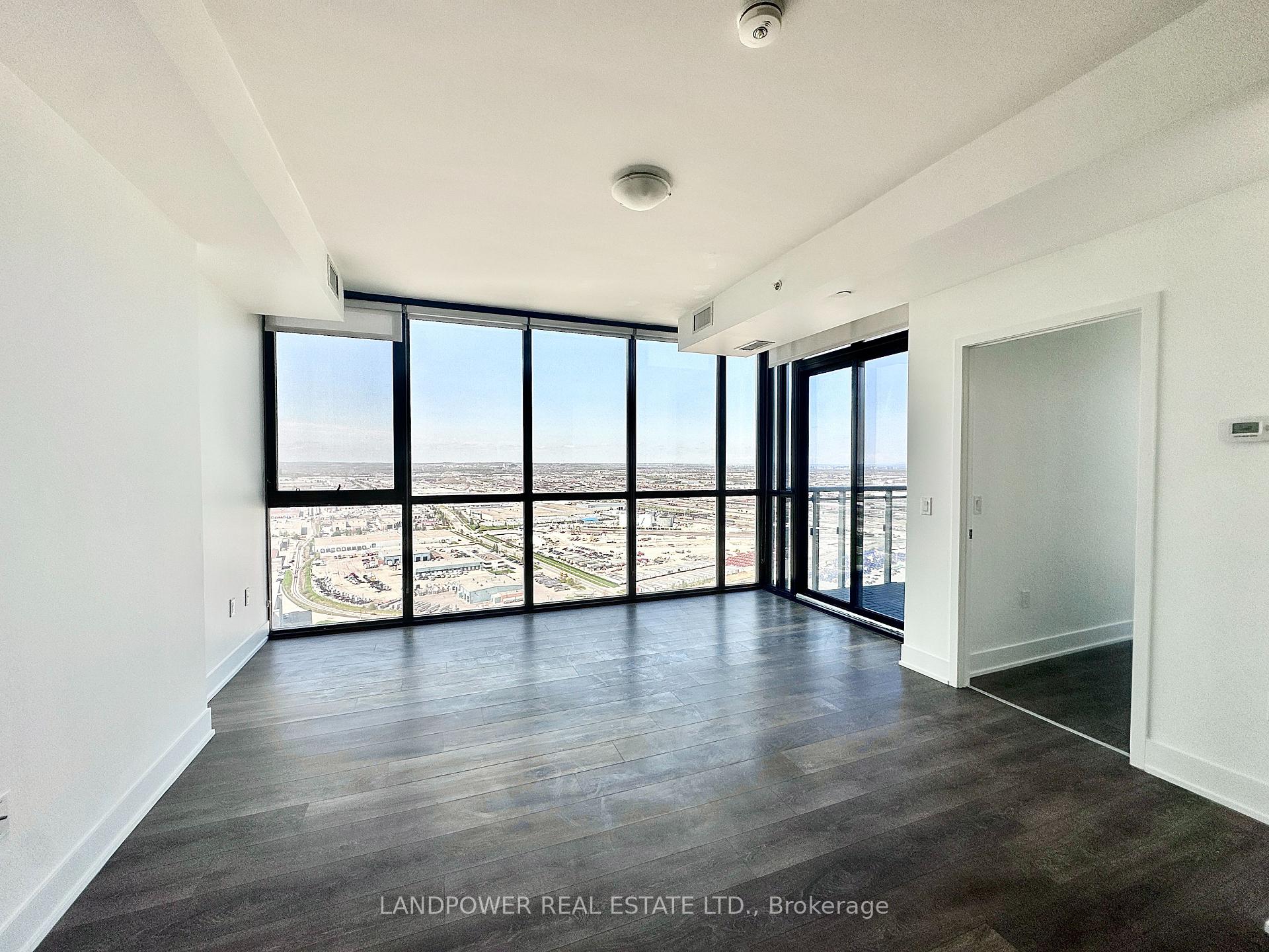 Photo 3 of Unit 3308, 2908 Highway 7 Road, Vaughan, Concord — HOMEH