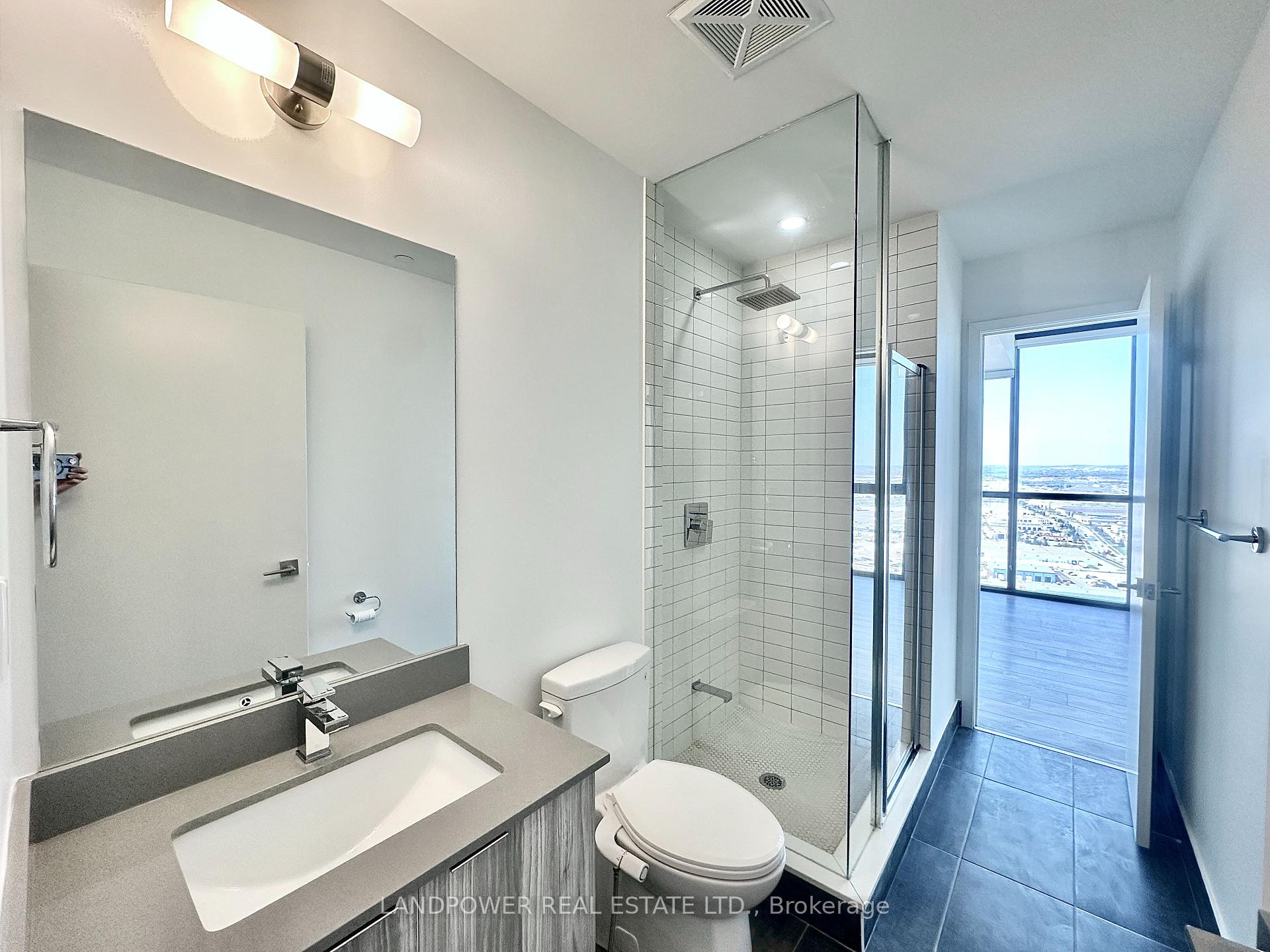 Photo 11 of Unit 3308, 2908 Highway 7 Road, Vaughan, Concord — HOMEH