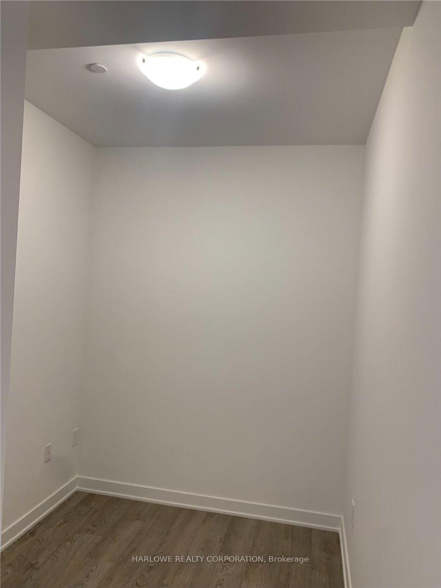 Photo 4 of Unit 609, 120 Eagle Rock Way, Vaughan, Rural Vaughan — HOMEH