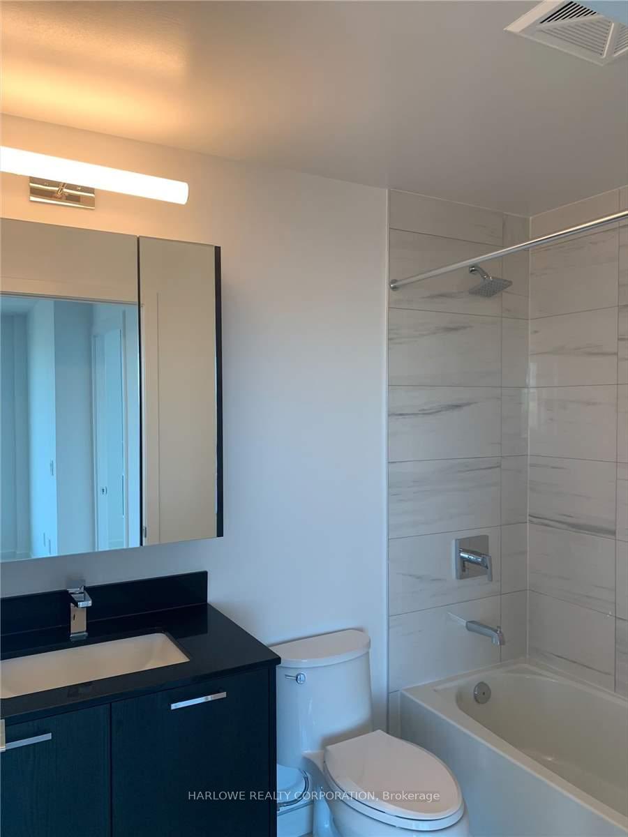 Photo 5 of Unit 609, 120 Eagle Rock Way, Vaughan, Rural Vaughan — HOMEH