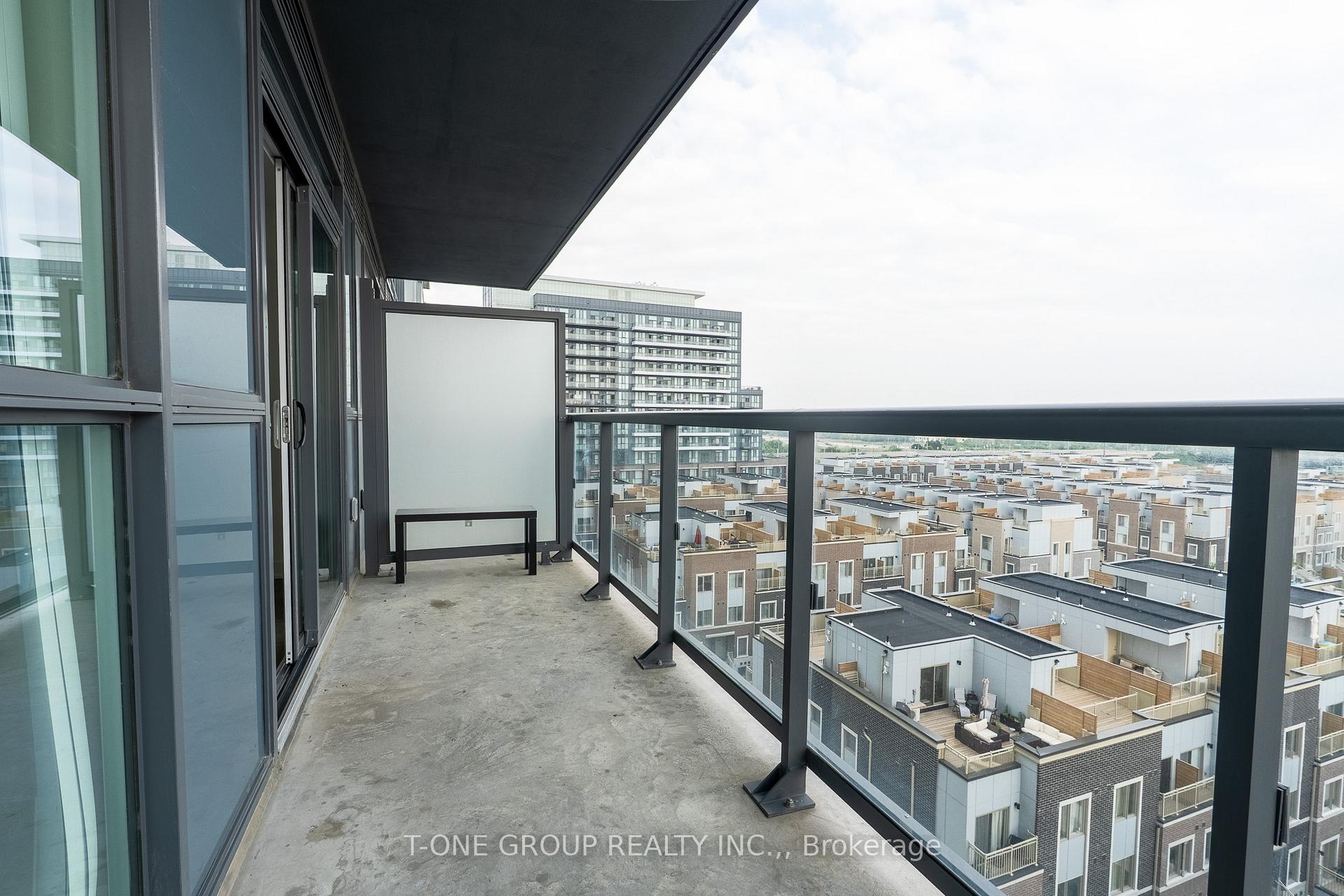 Photo 18 of Unit 808, 10 Honeycrisp Crescent, Vaughan, Vaughan Corporate Centre — HOMEH