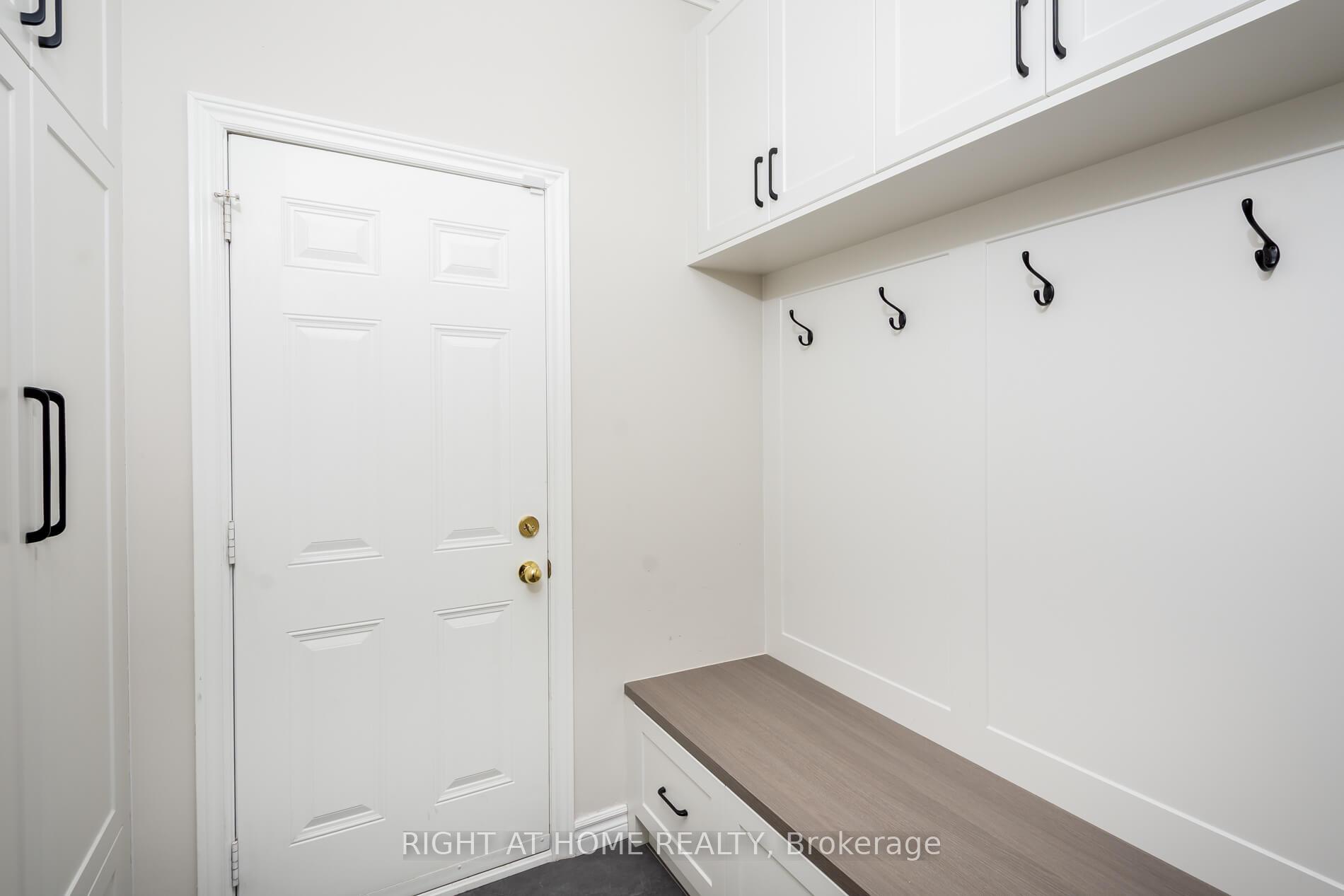 Photo 28 of 19 Weslock Crescent, Aurora, Bayview Northeast — HOMEH