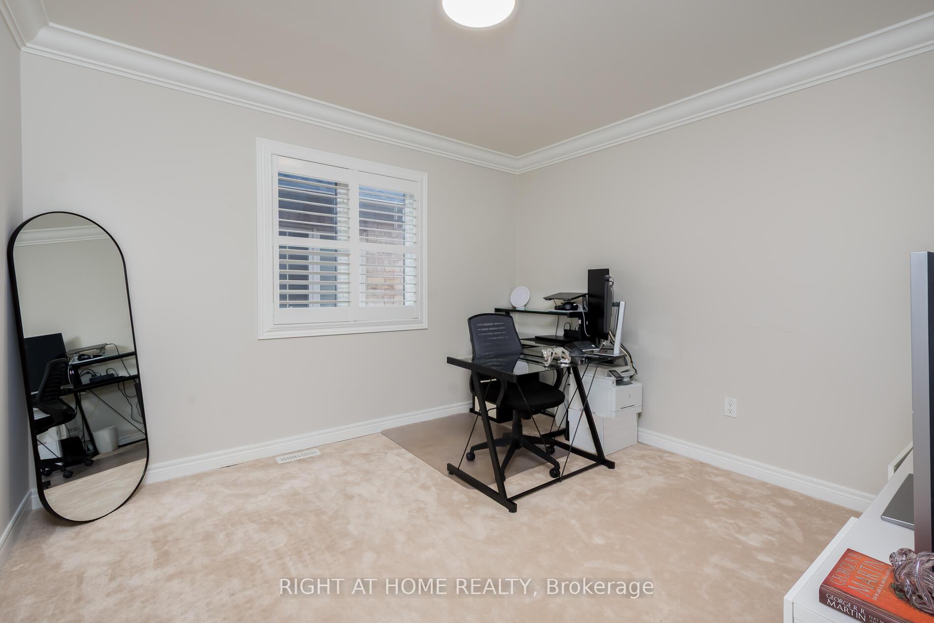 Photo 39 of 19 Weslock Crescent, Aurora, Bayview Northeast — HOMEH