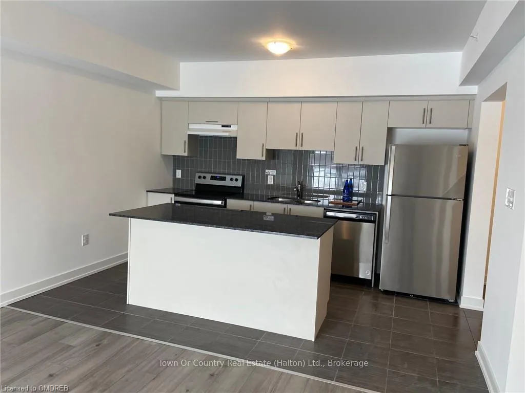 Photo 6 of Unit 506, 10 Culinary Lane, Barrie, Painswick South — HOMEH
