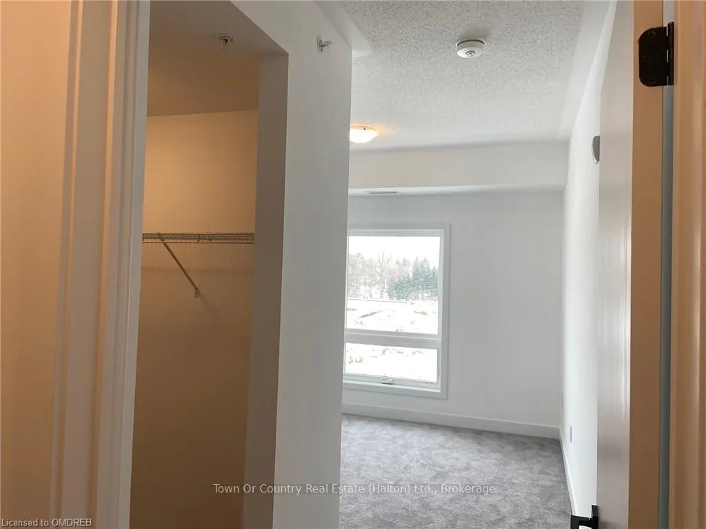 Photo 10 of Unit 506, 10 Culinary Lane, Barrie, Painswick South — HOMEH